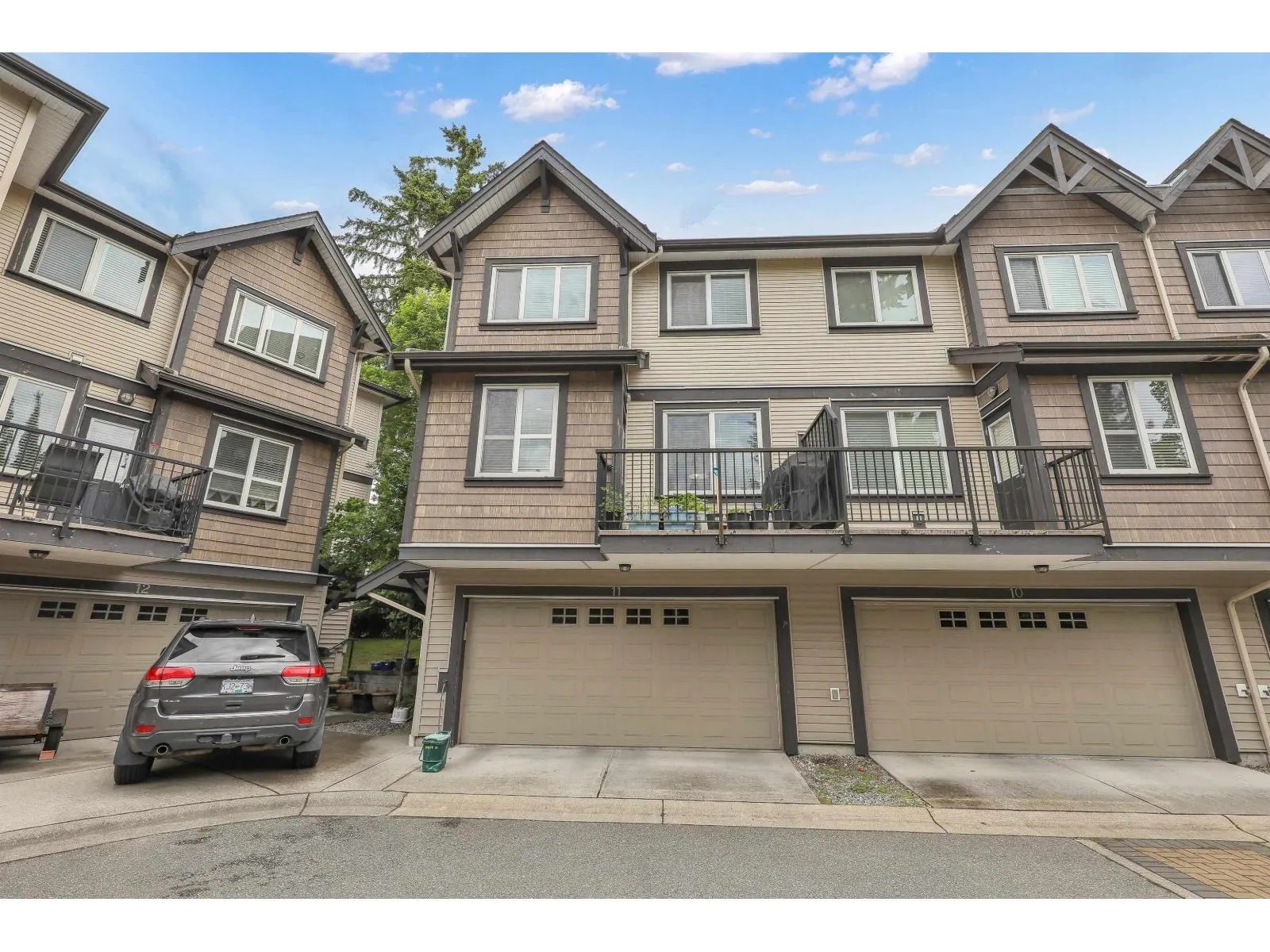 11 9077 150TH STREET
