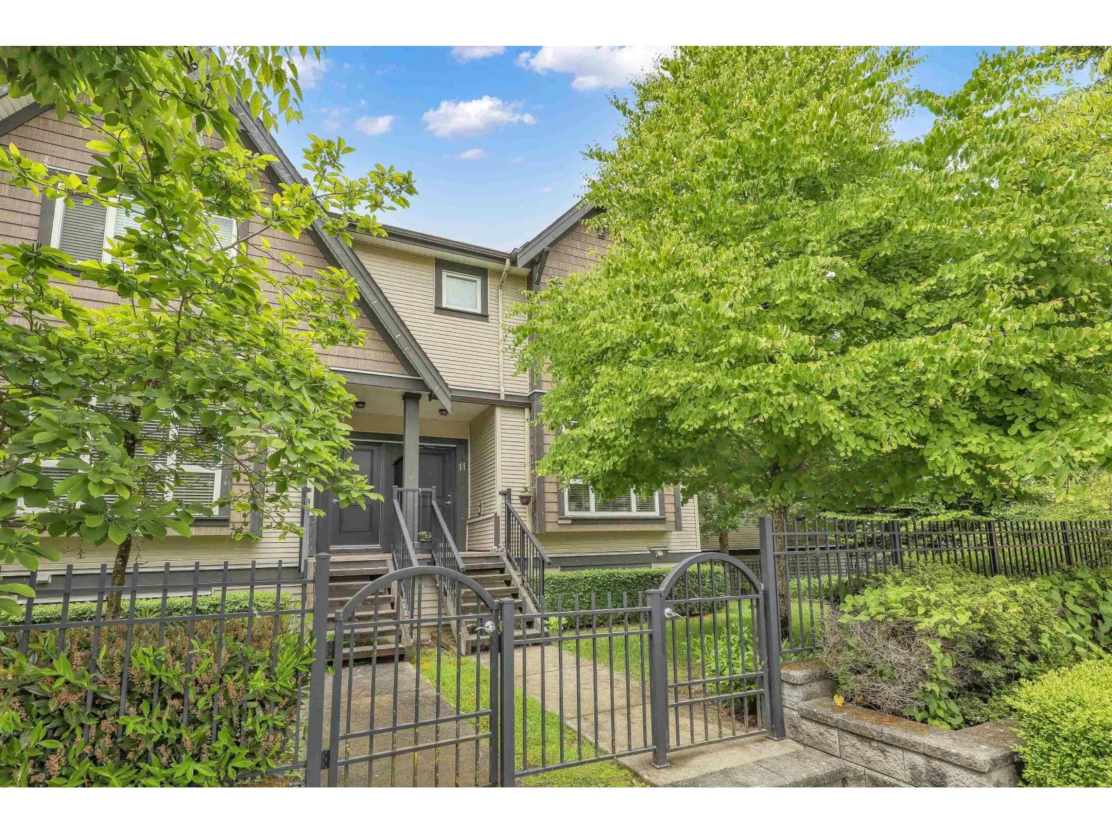 11 9077 150TH STREET