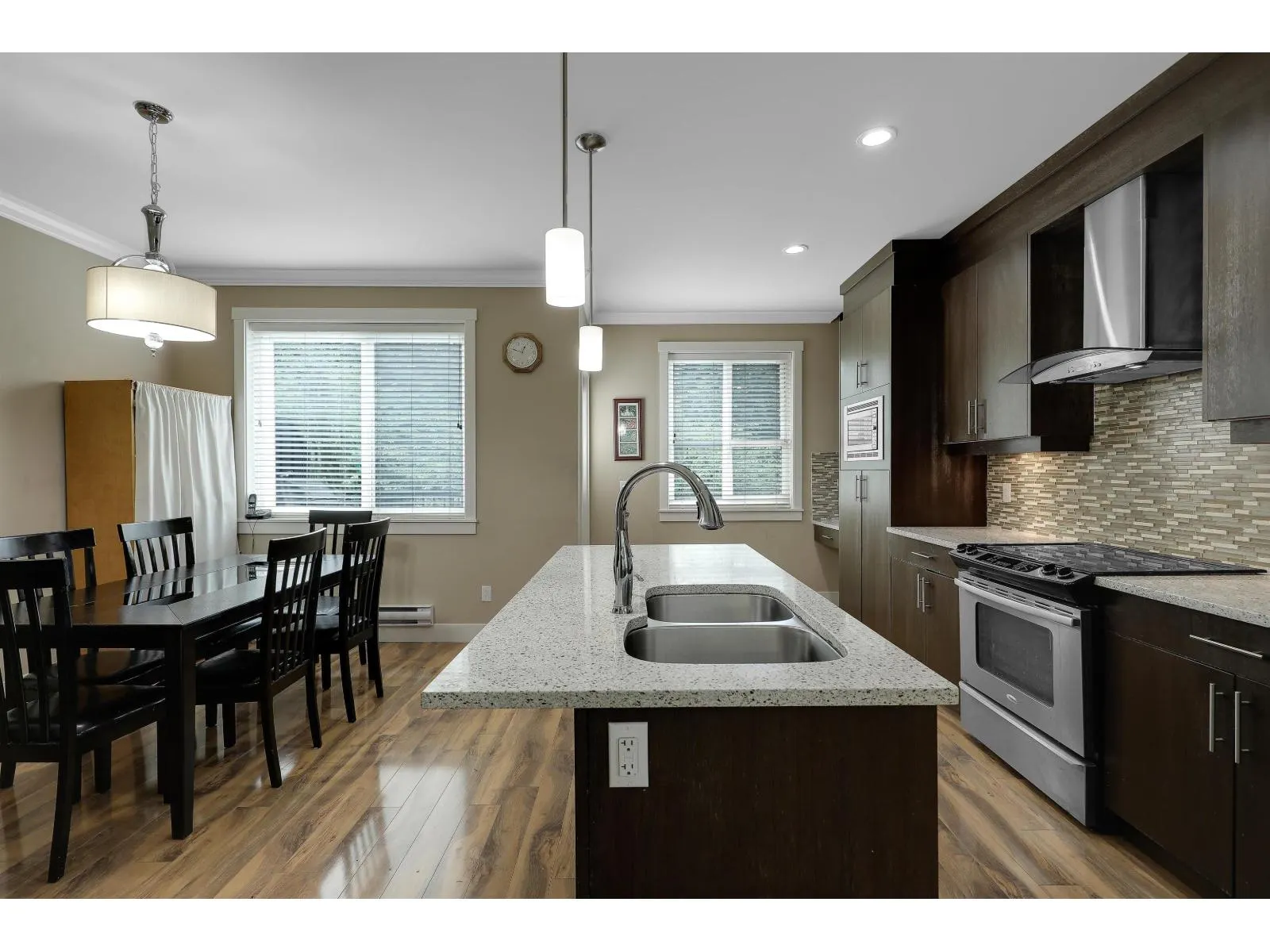 11 9077 150TH STREET
