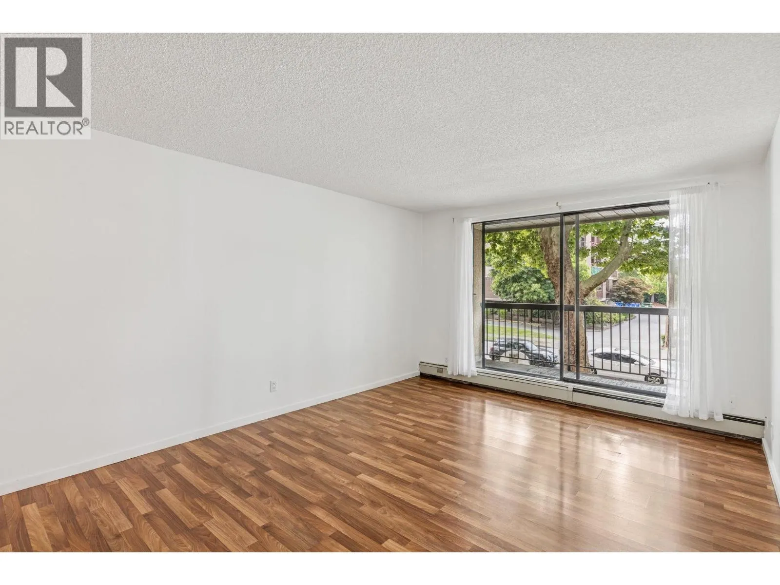 120 8511 ACKROYD ROAD