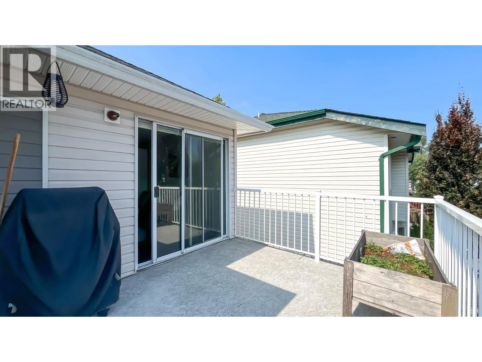 5240 OLIVER DRIVE