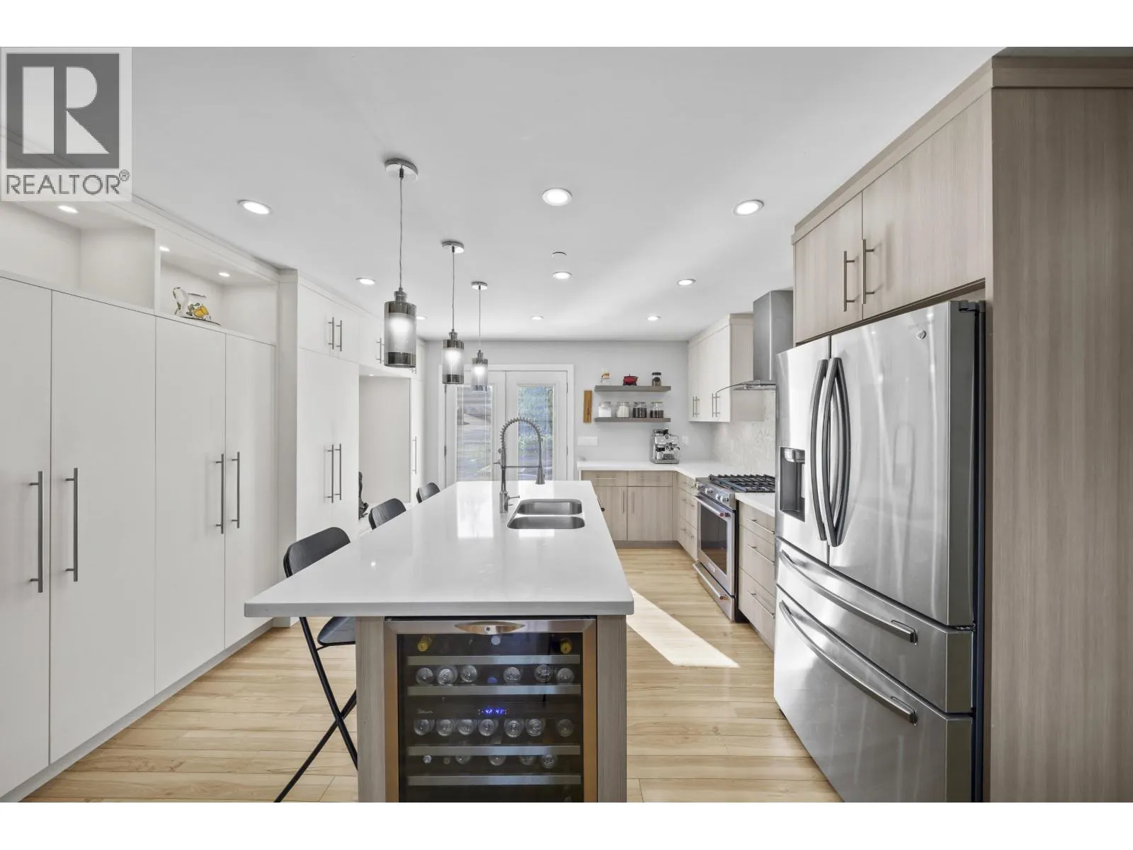 3759 COAST MERIDIAN ROAD