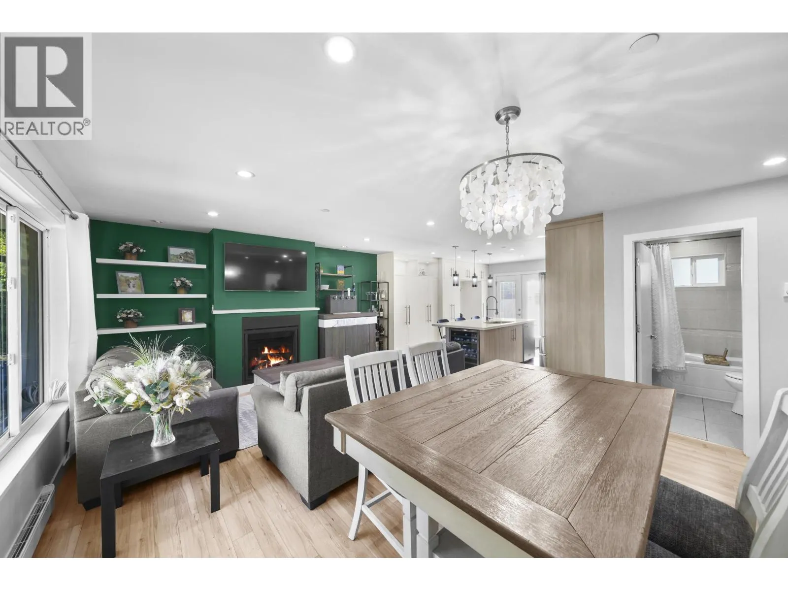 3759 COAST MERIDIAN ROAD