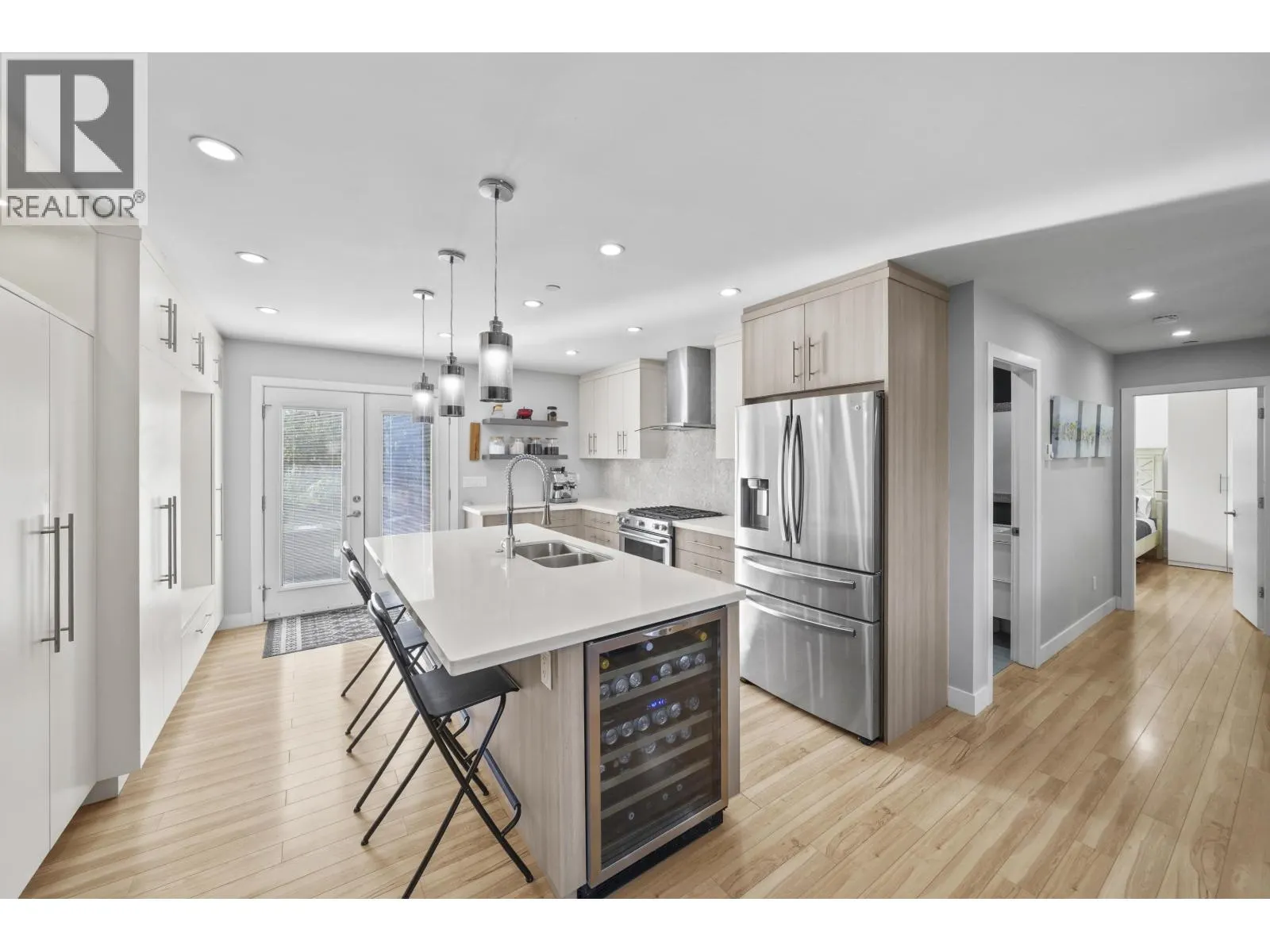 3759 COAST MERIDIAN ROAD