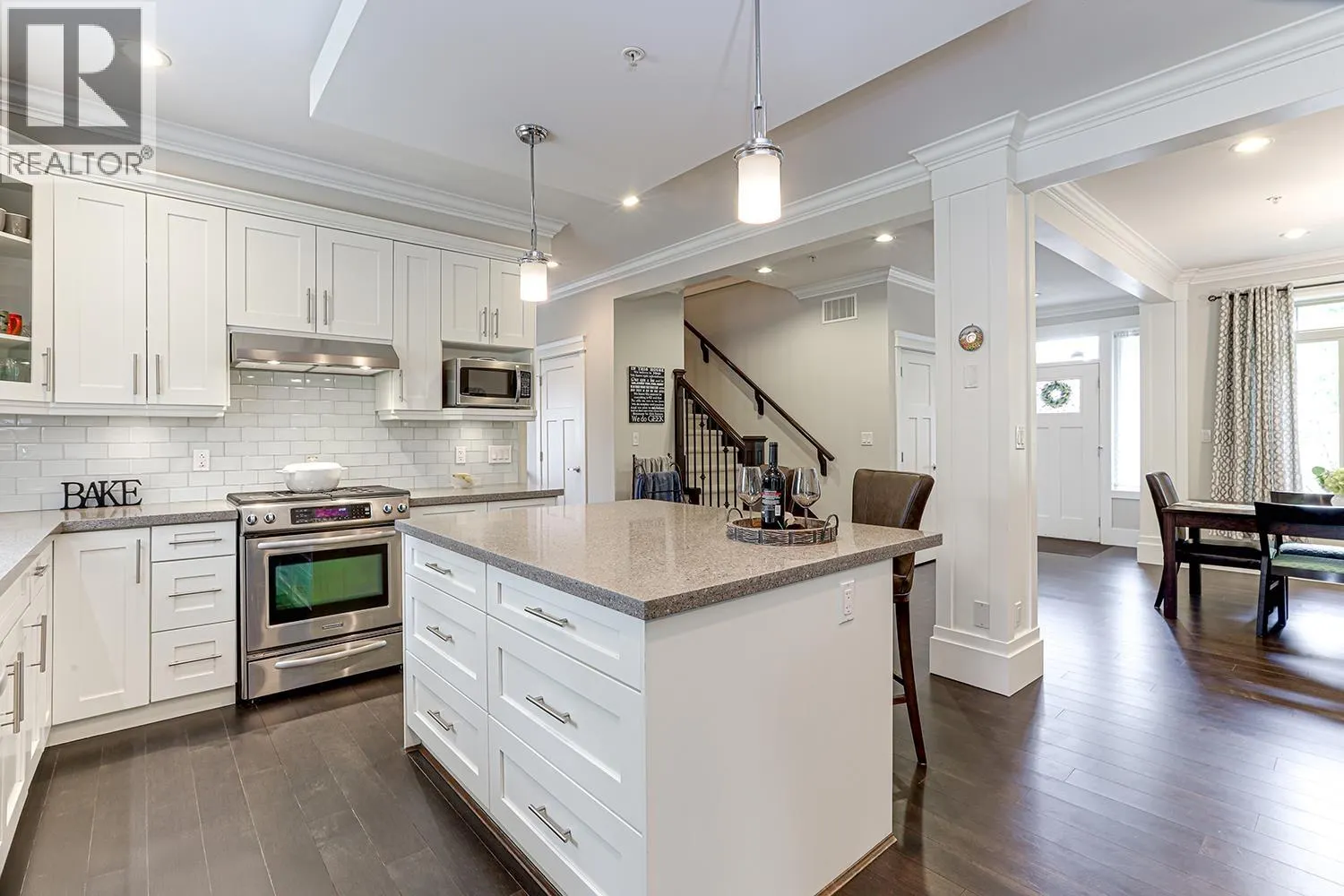 3968 ROBIN PLACE
