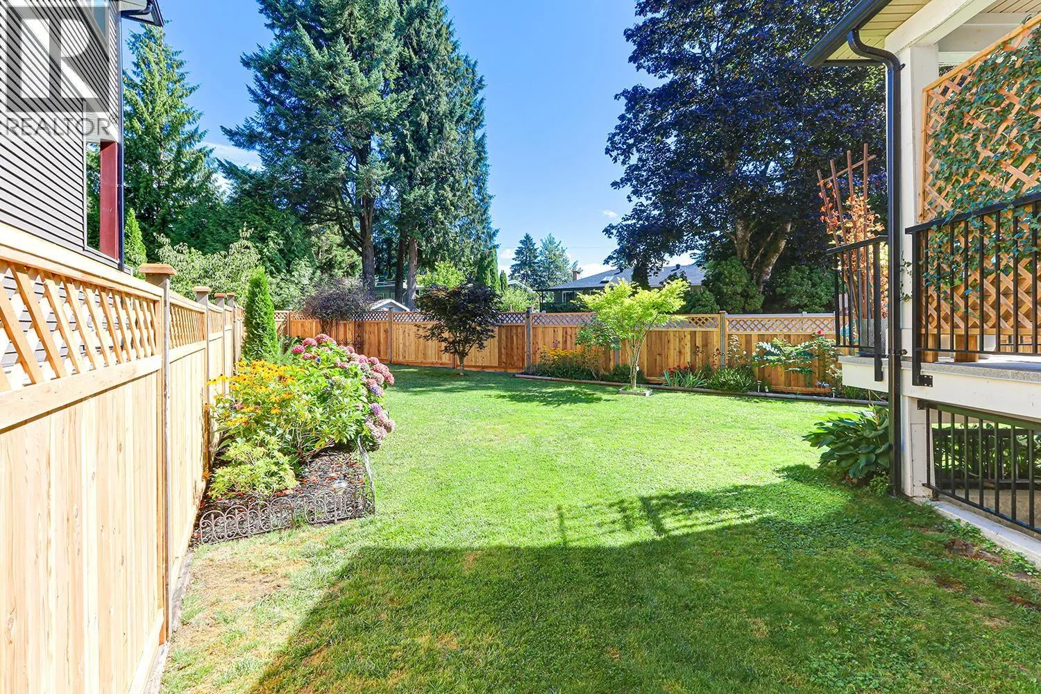 3968 ROBIN PLACE
