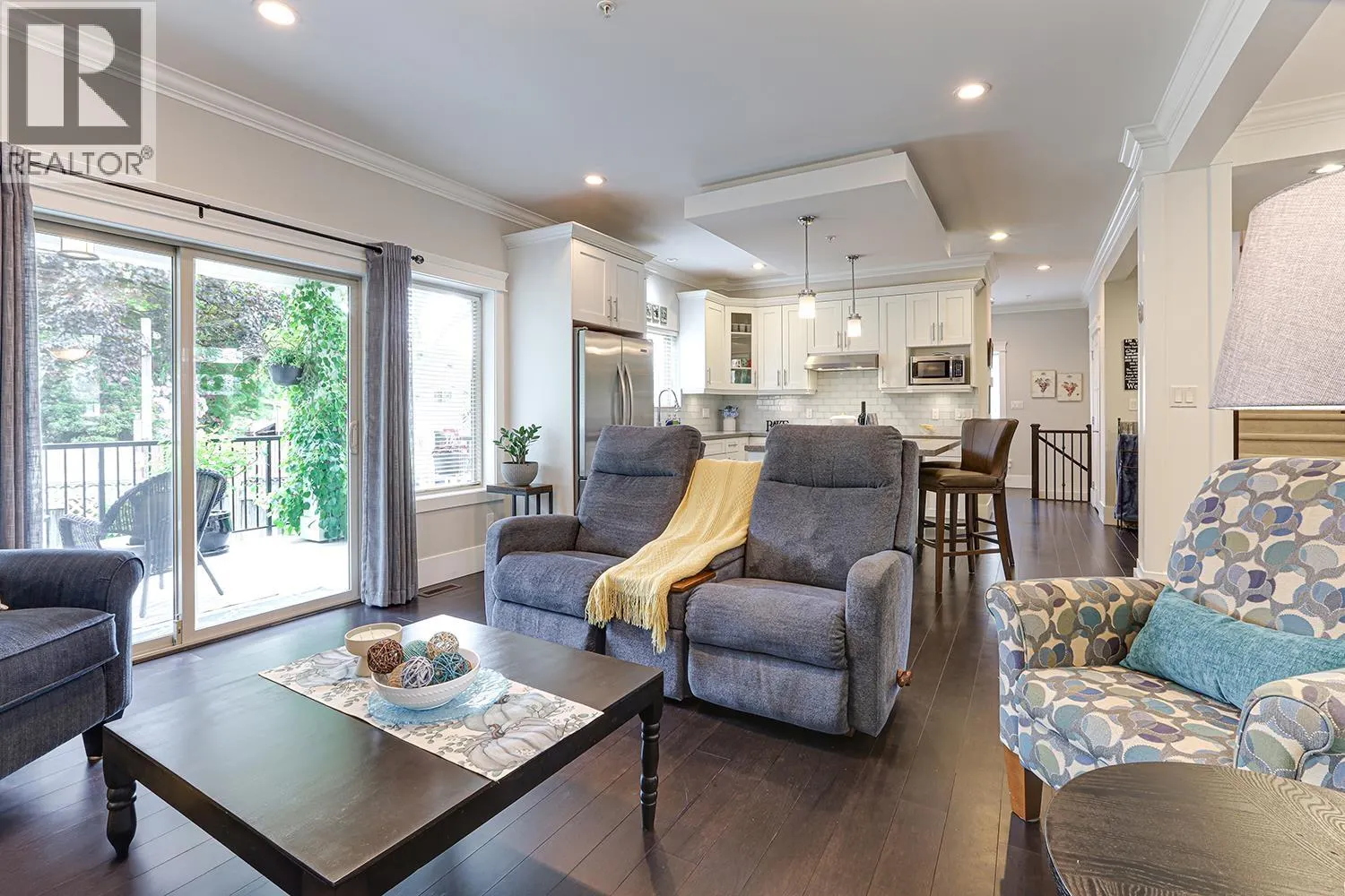 3968 ROBIN PLACE