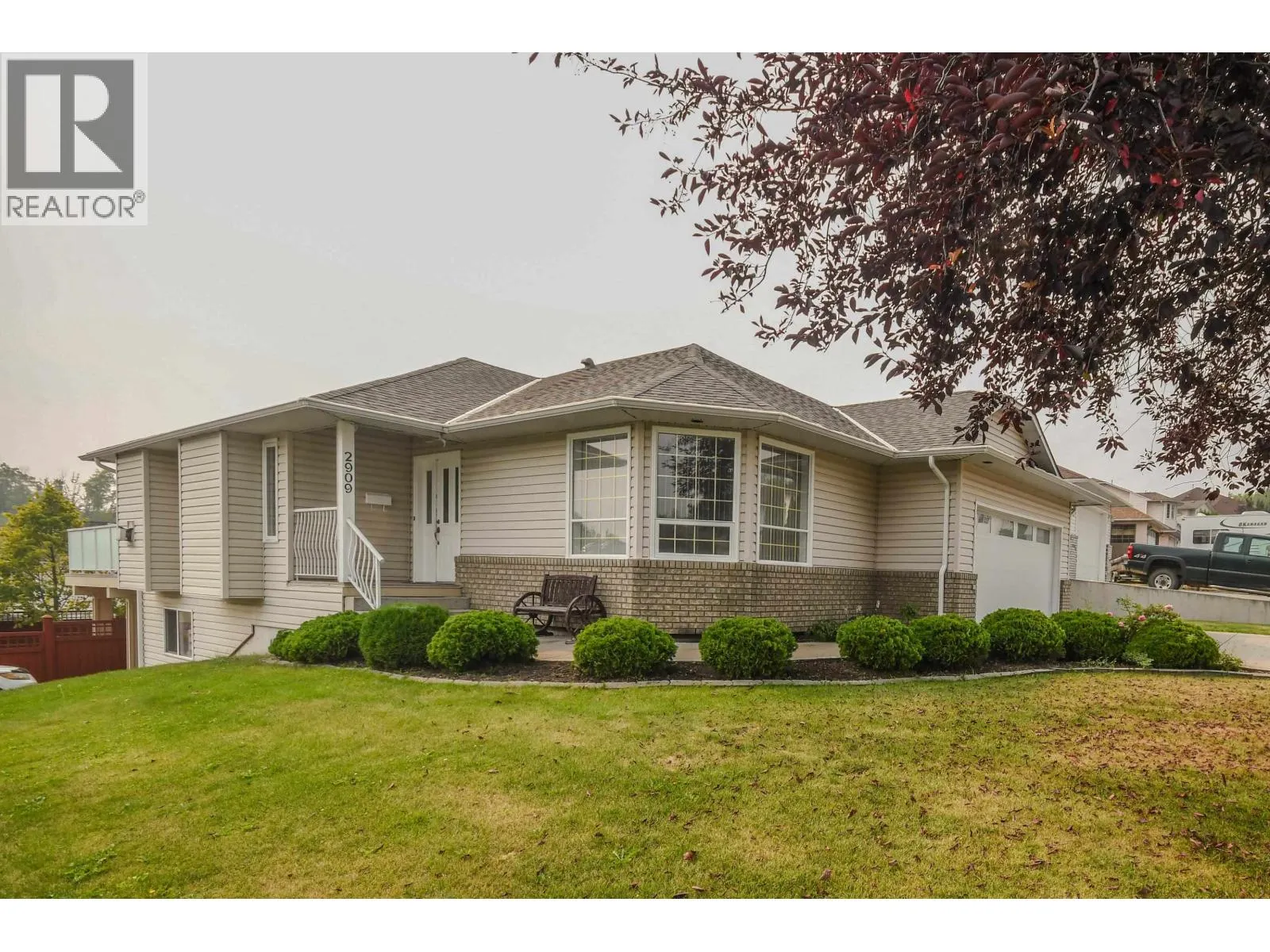2909 SULLIVAN CRESCENT