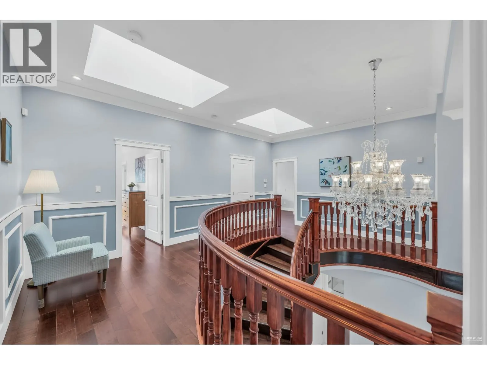 337 E 17TH STREET