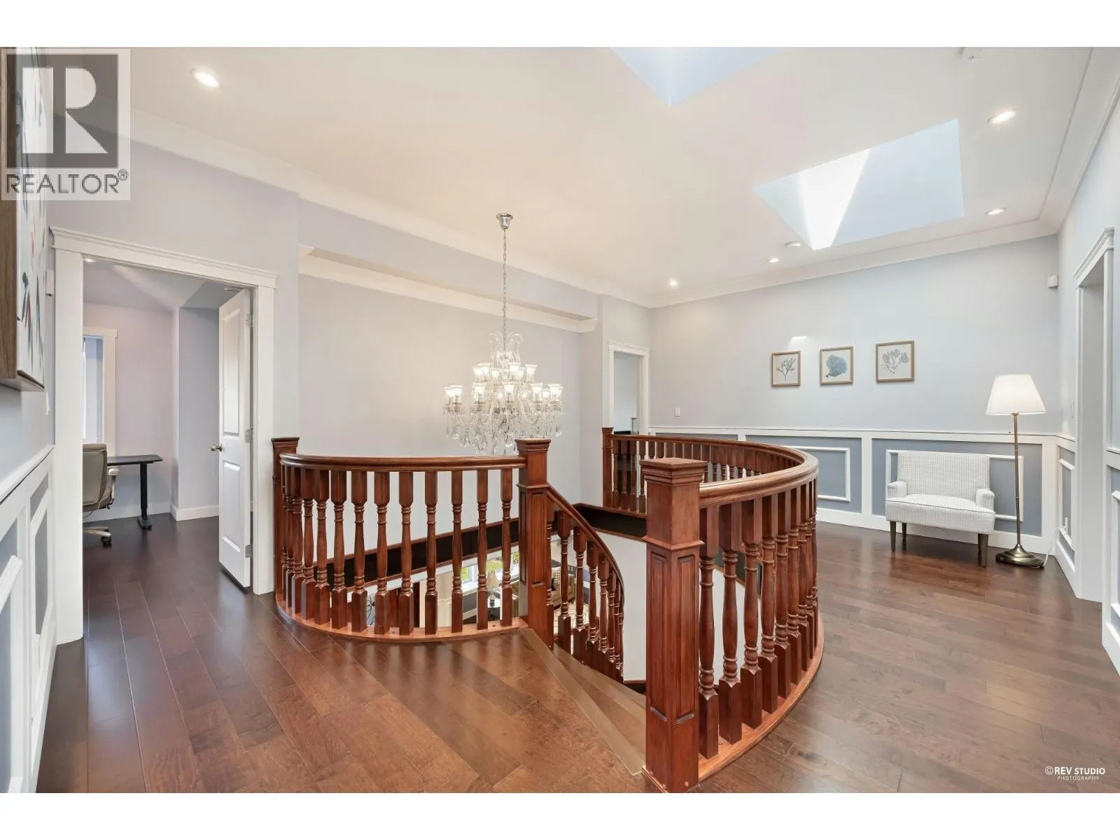 337 E 17TH STREET