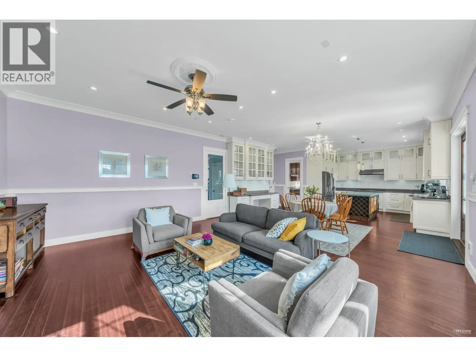 337 E 17TH STREET