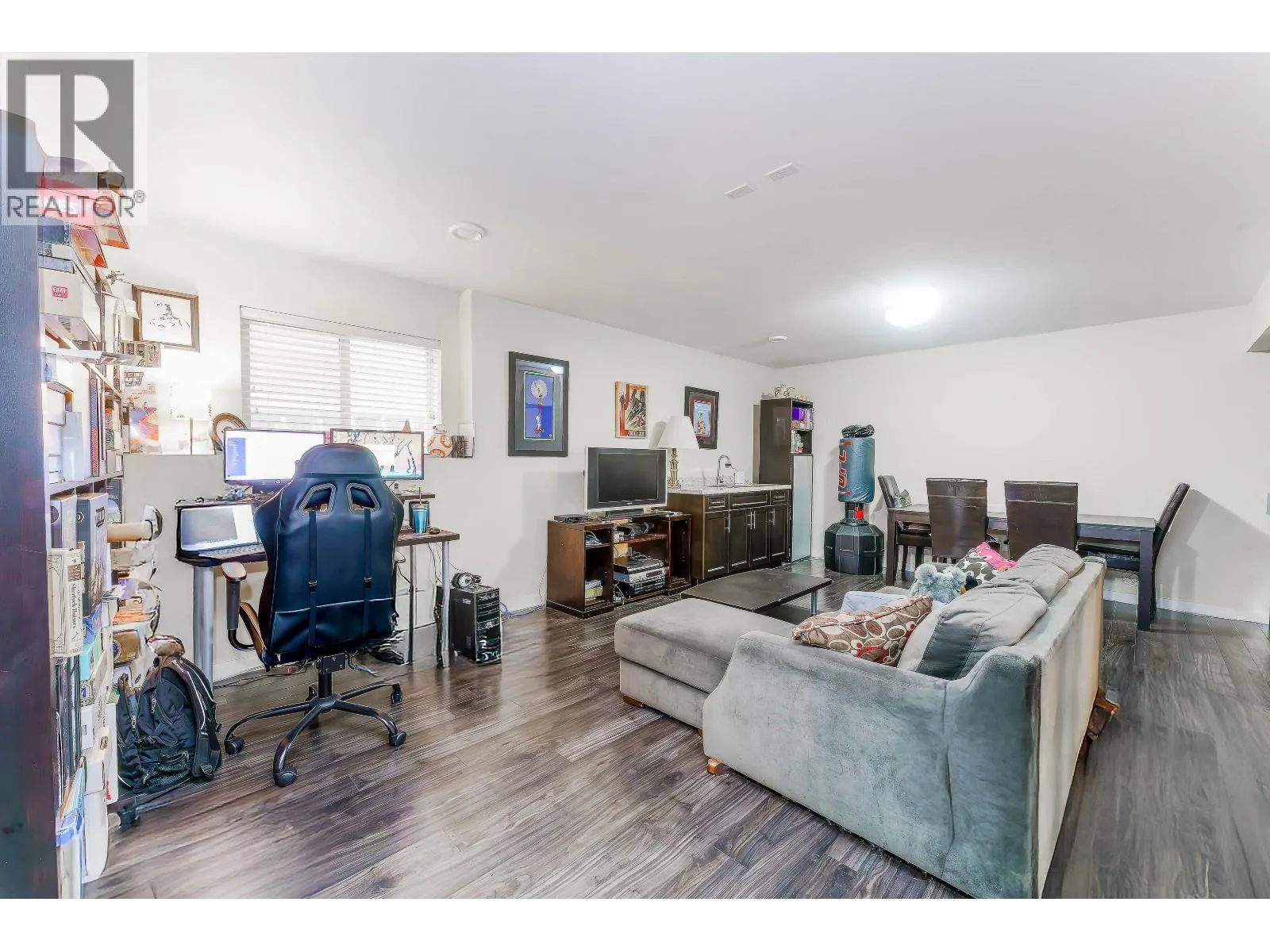24787 105A AVENUE