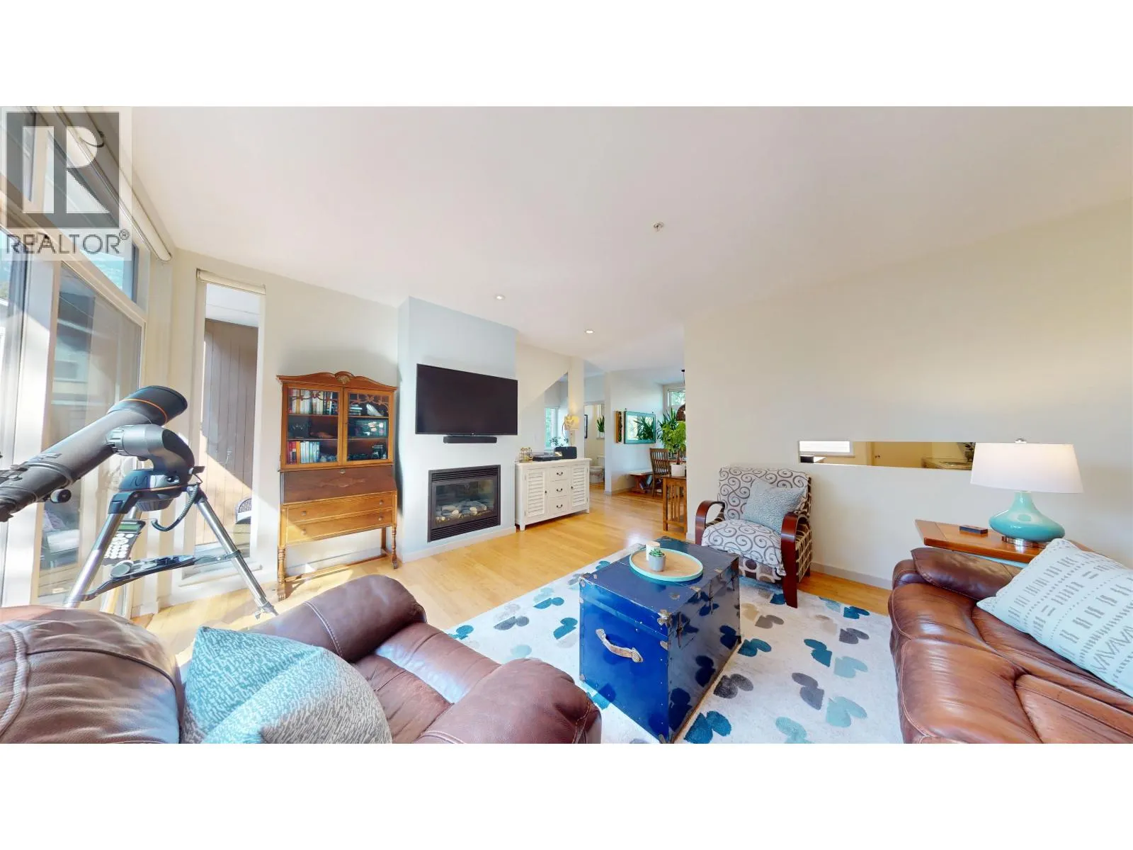 25 39893 GOVERNMENT ROAD
