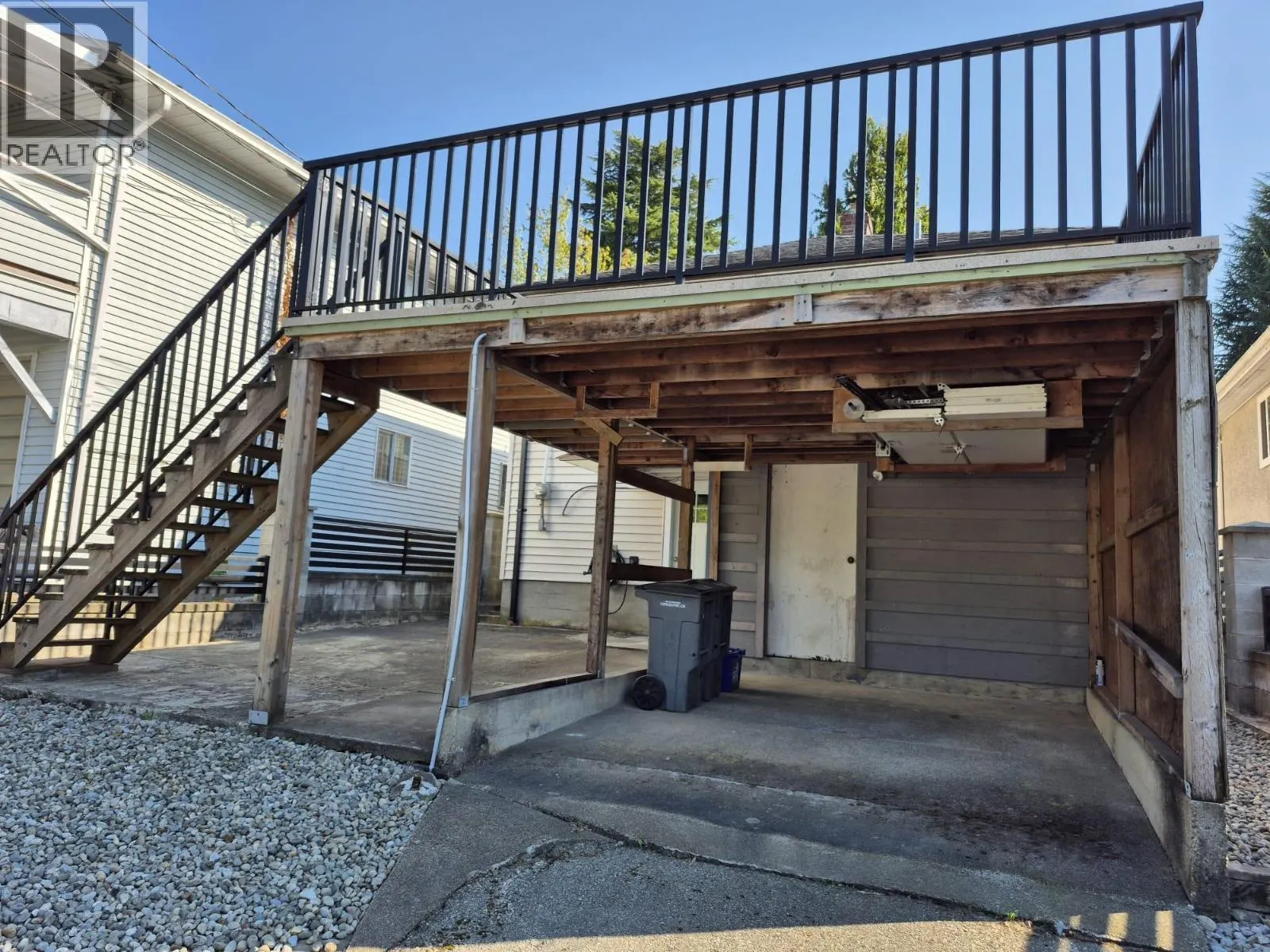 2575 E 29TH AVENUE