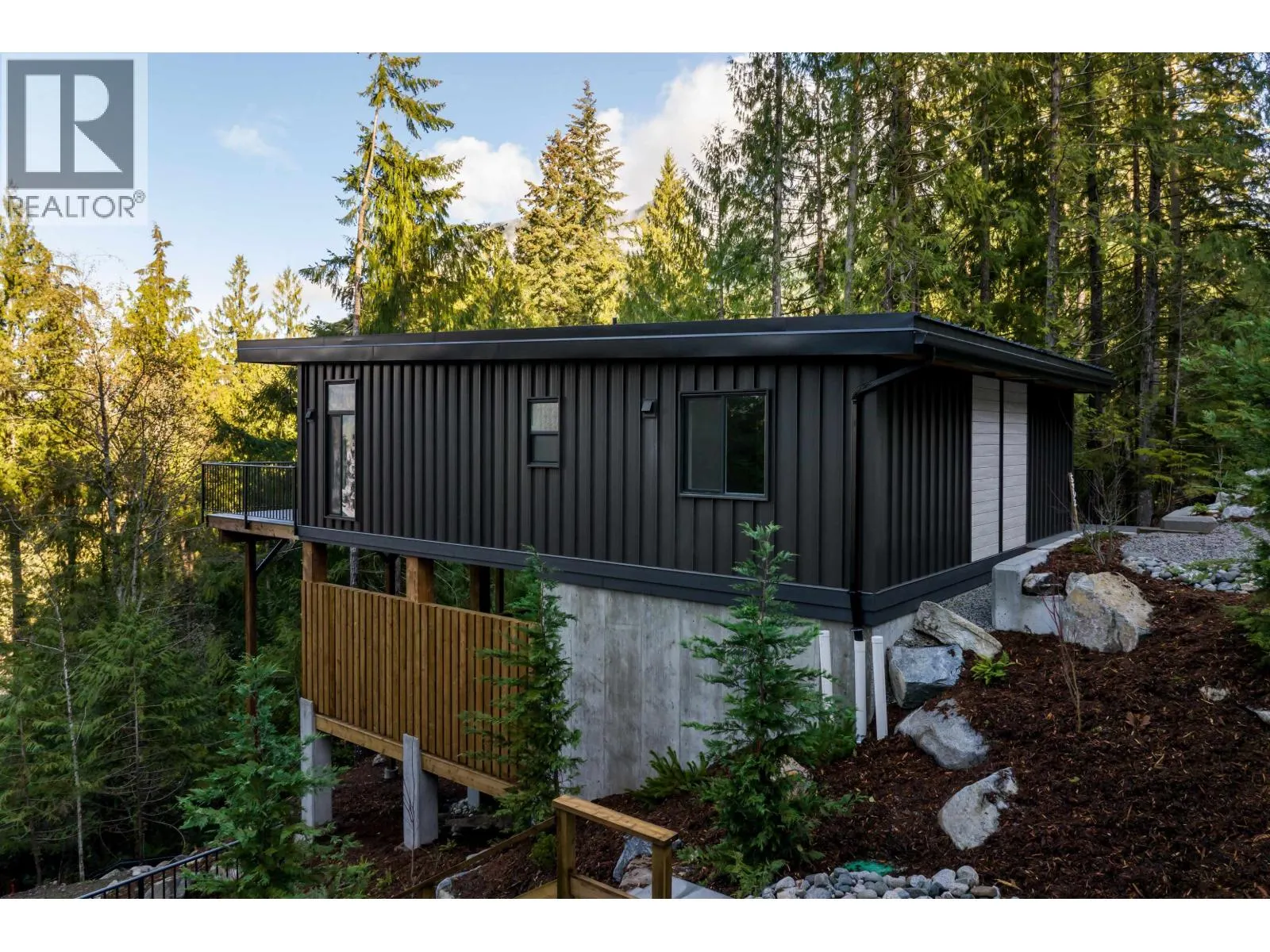 5790 TILLICUM BAY ROAD