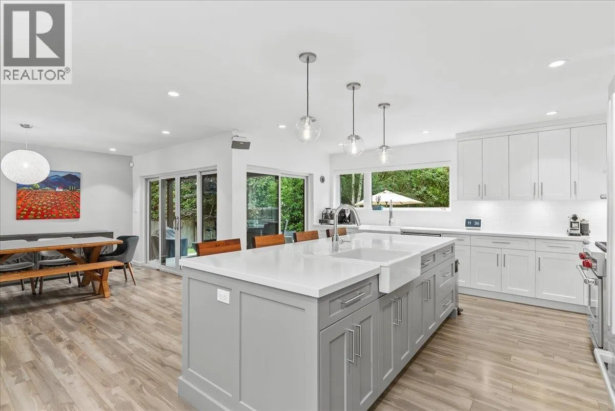 5664 MARINE DRIVE