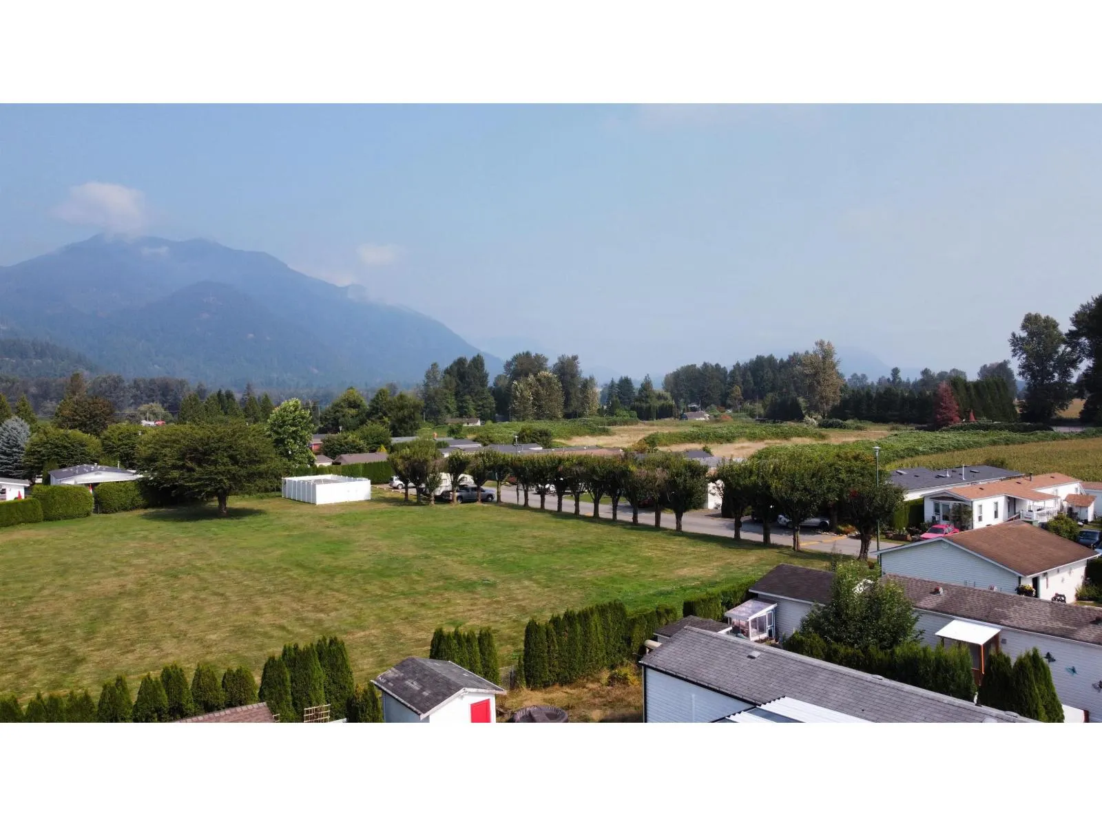 91 41168 LOUGHEED HIGHWAY