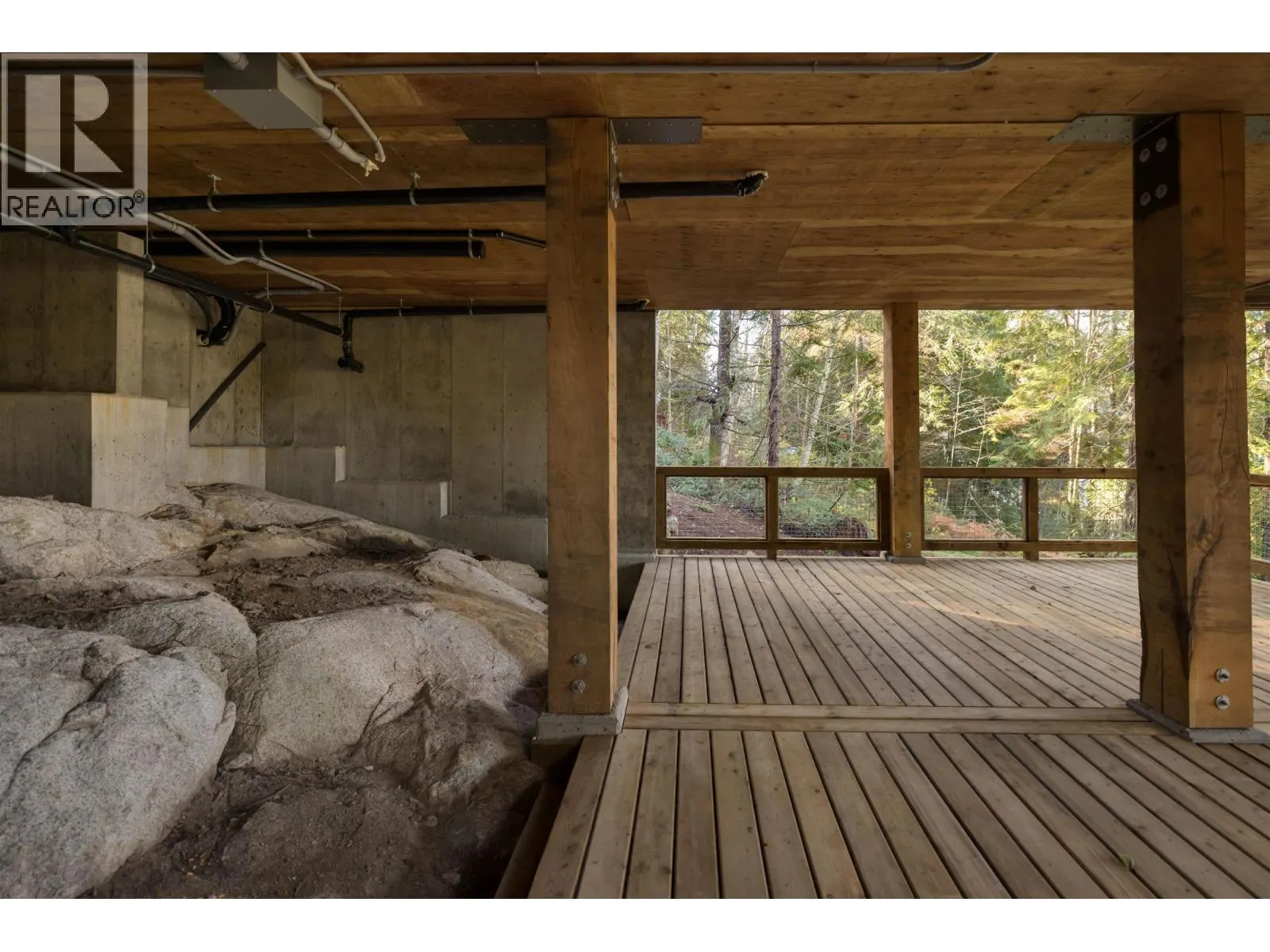 5792 TILLICUM BAY ROAD