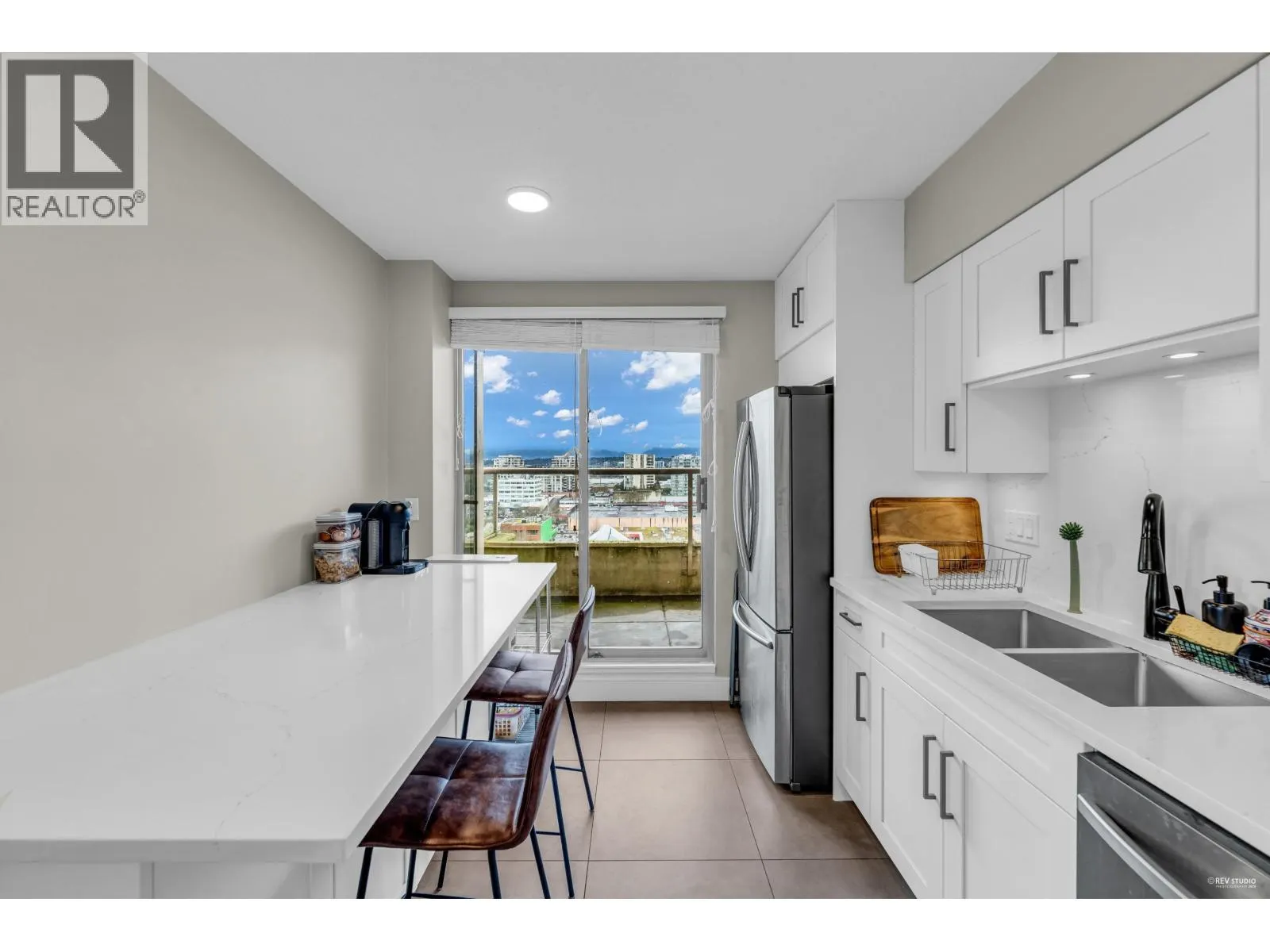 1602 8238 SABA ROAD