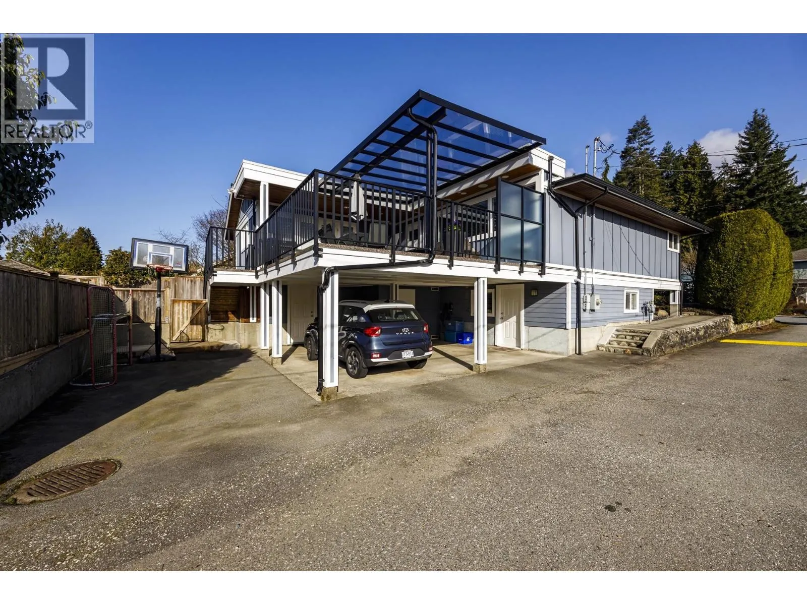 887 E 17TH STREET