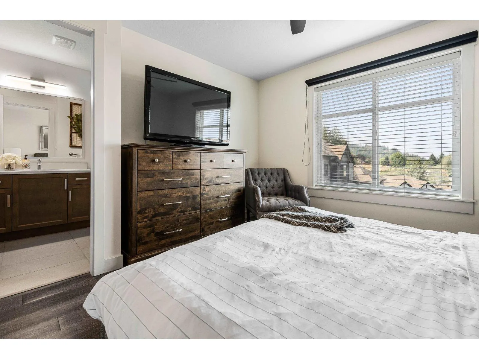 34 5756 PROMONTORY ROAD|Promontory