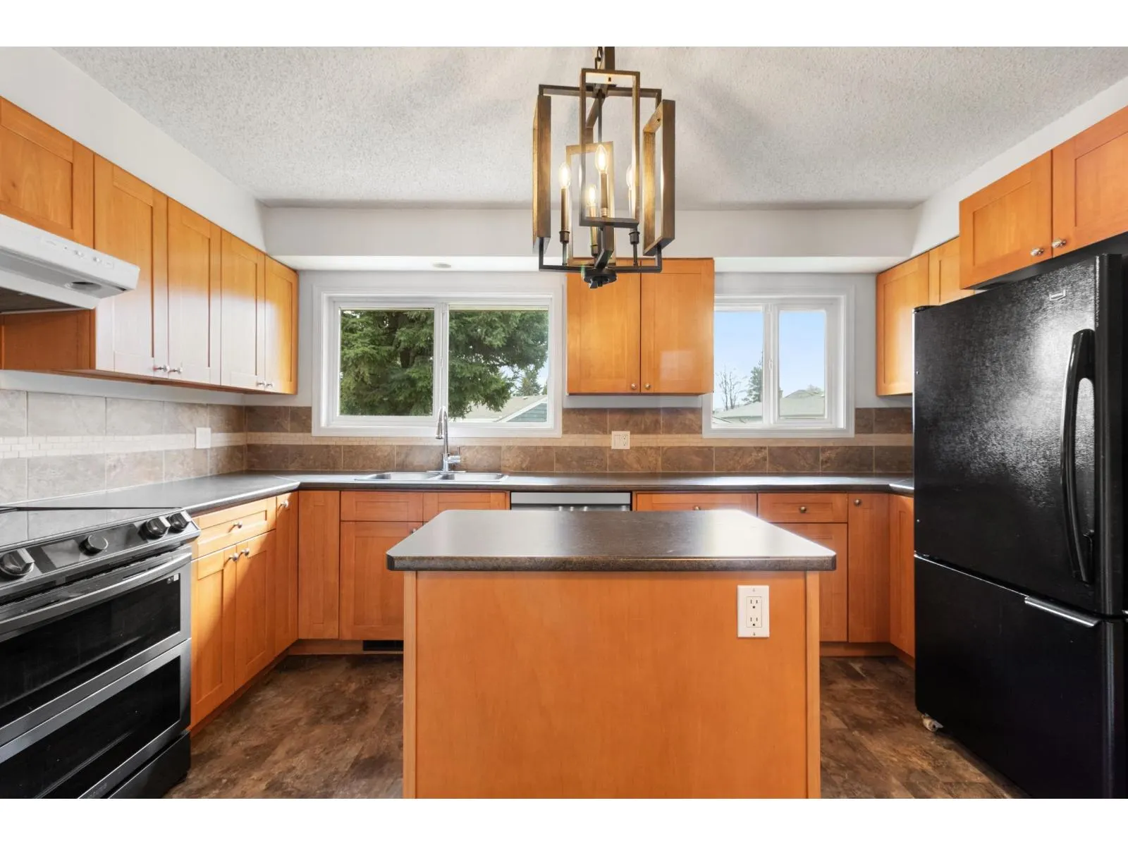46160 LARCH AVENUE|Chilliwack Proper South