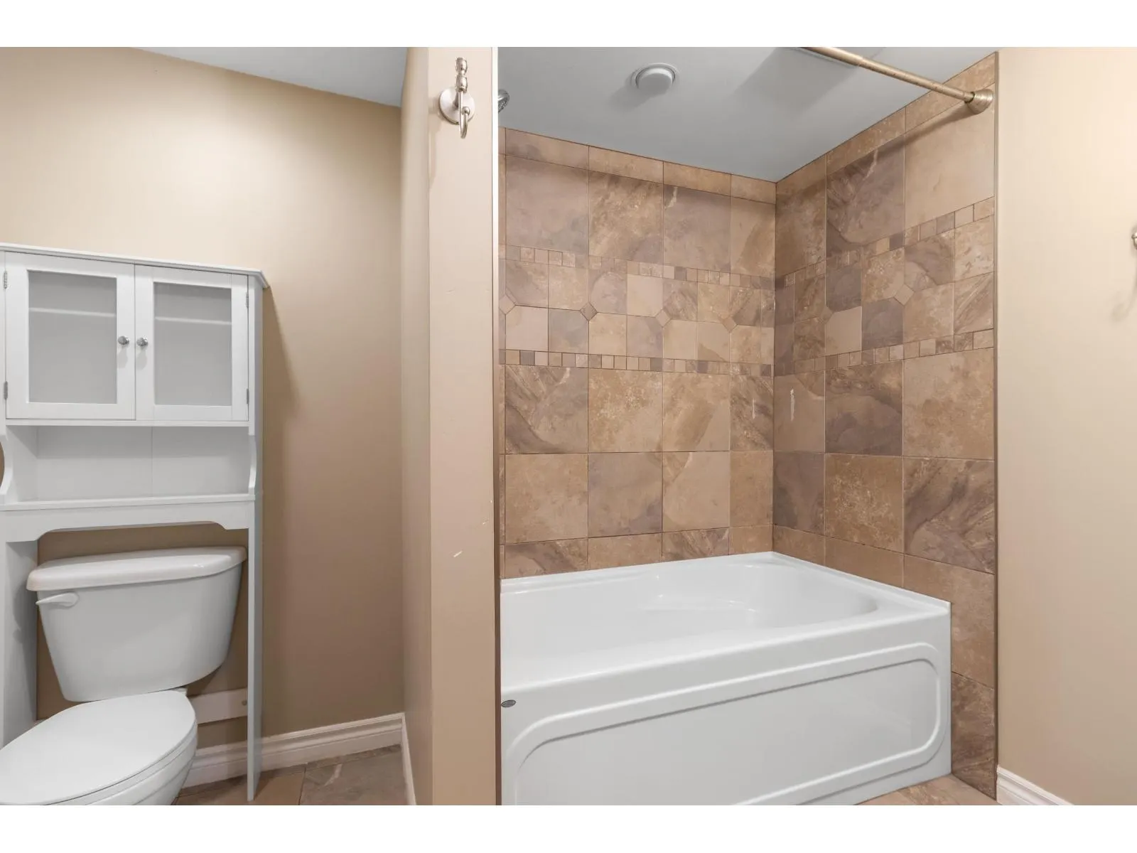 46160 LARCH AVENUE|Chilliwack Proper South