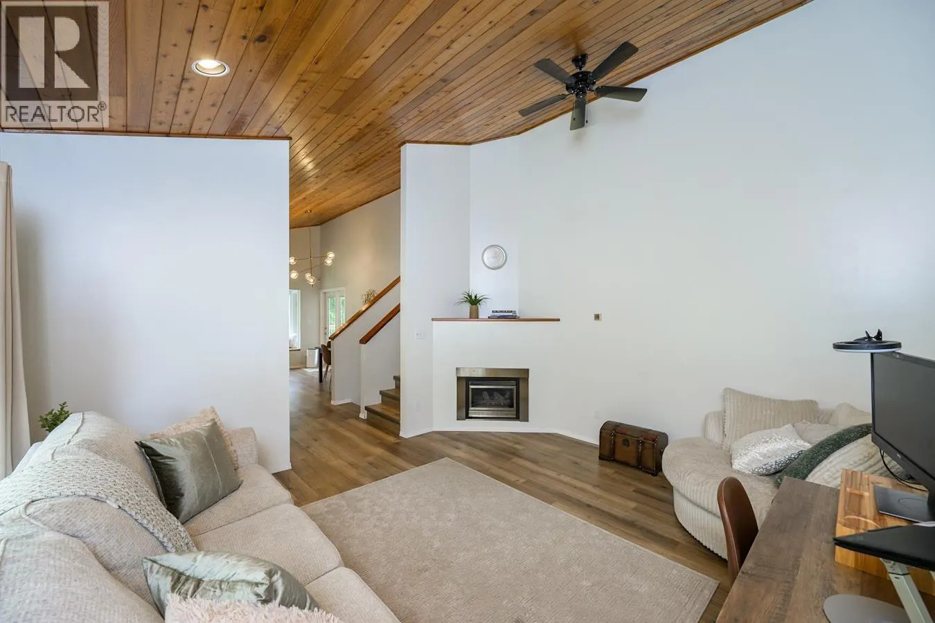3917 GILBERT DRIVE