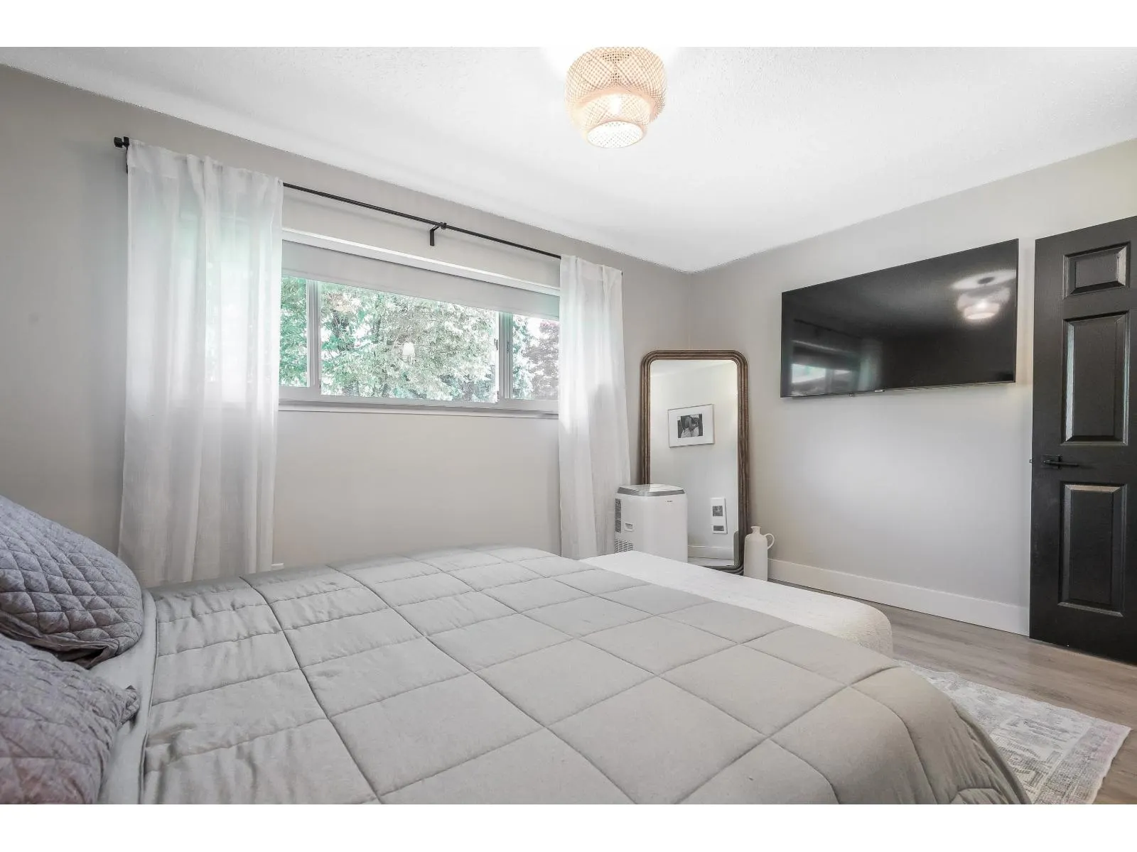 2742 SANDON DRIVE
