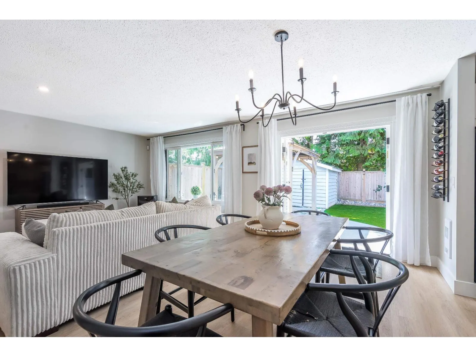 2742 SANDON DRIVE