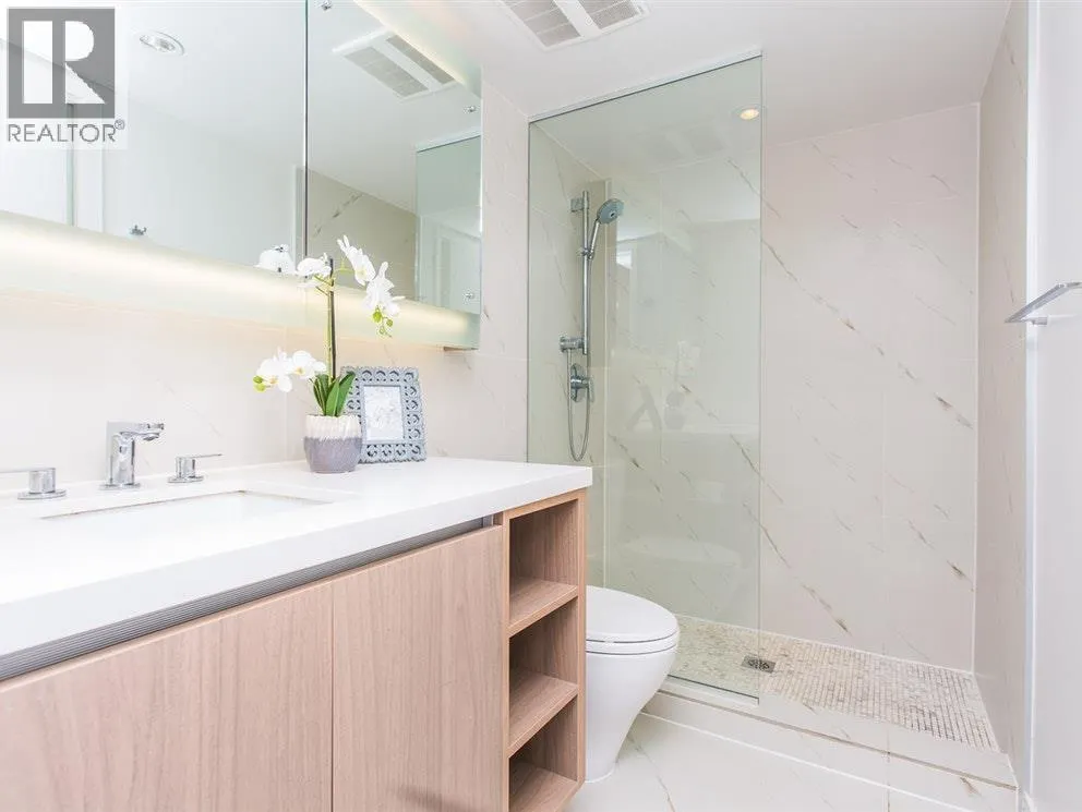1806 8833 HAZELBRIDGE WAY