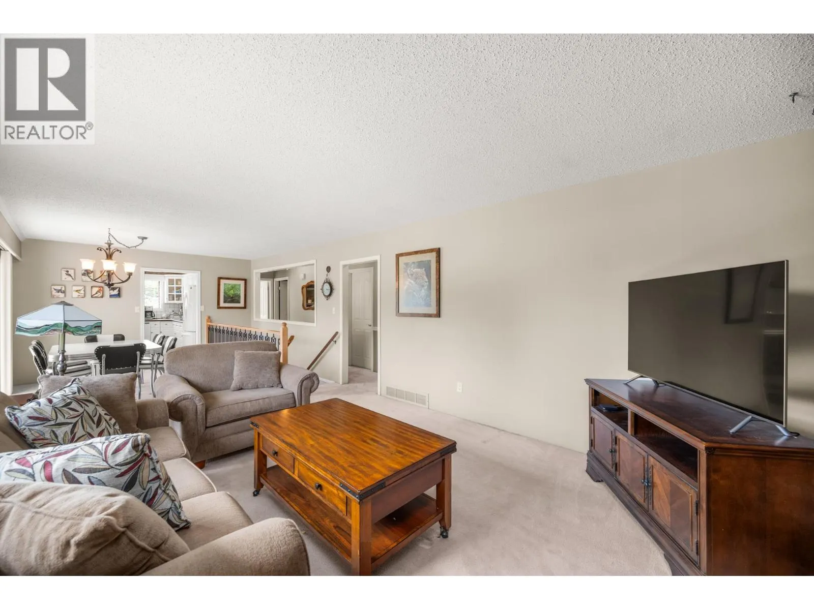 22101 CANUCK PLACE