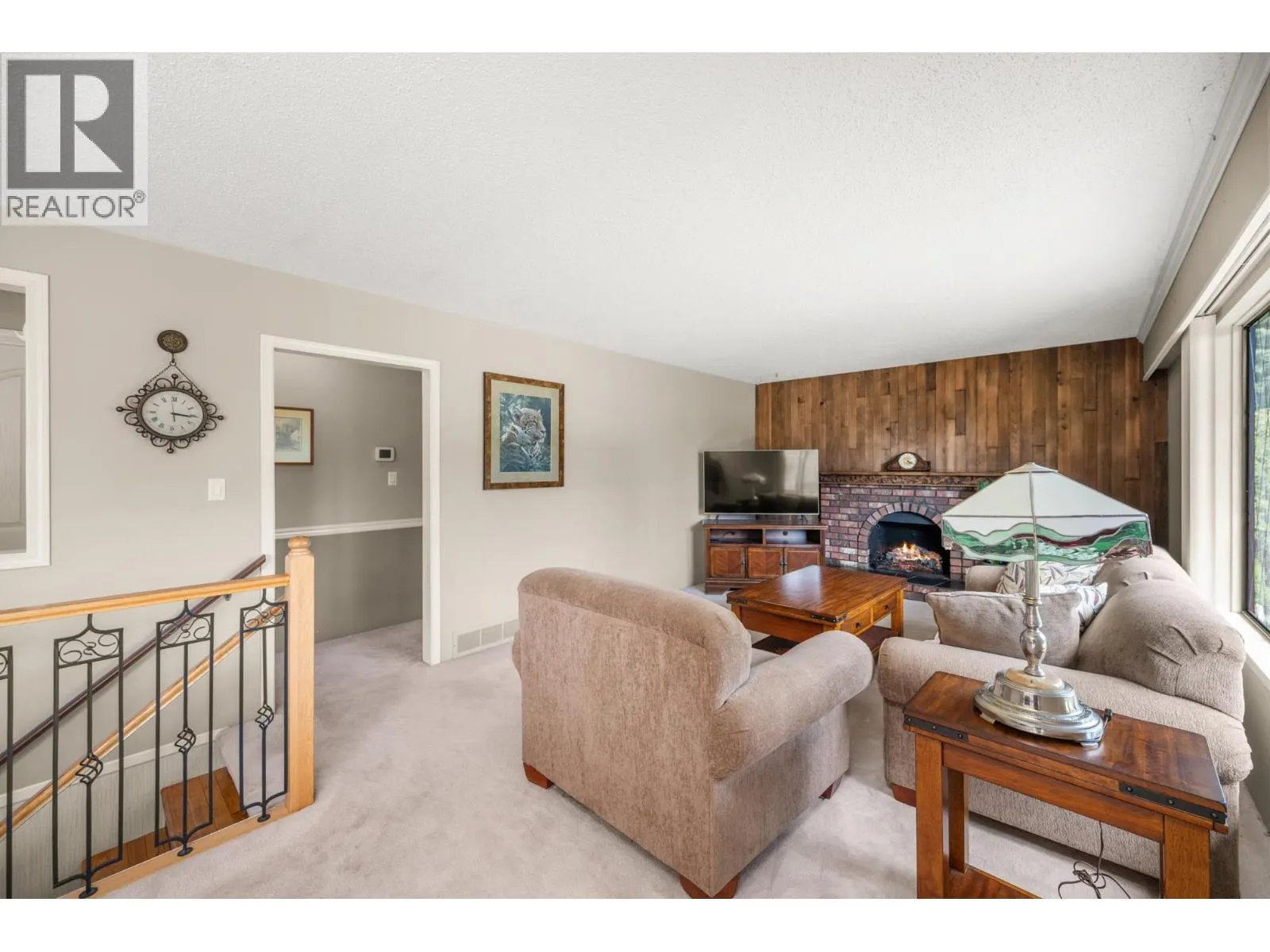 22101 CANUCK PLACE