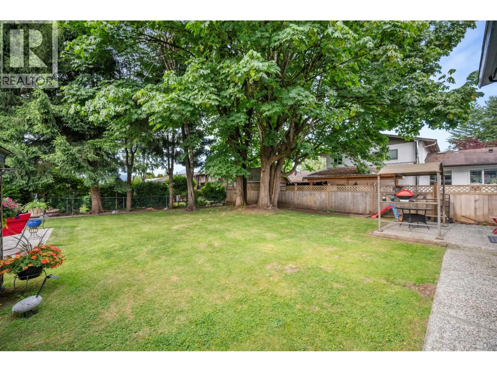 22101 CANUCK PLACE