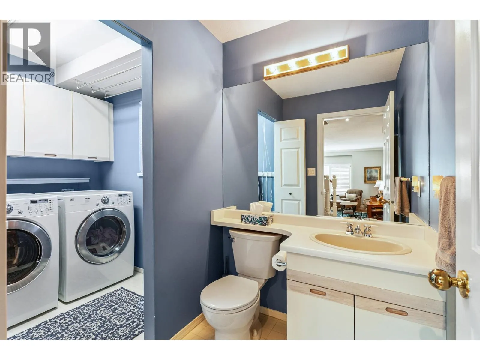 308 W 15TH STREET