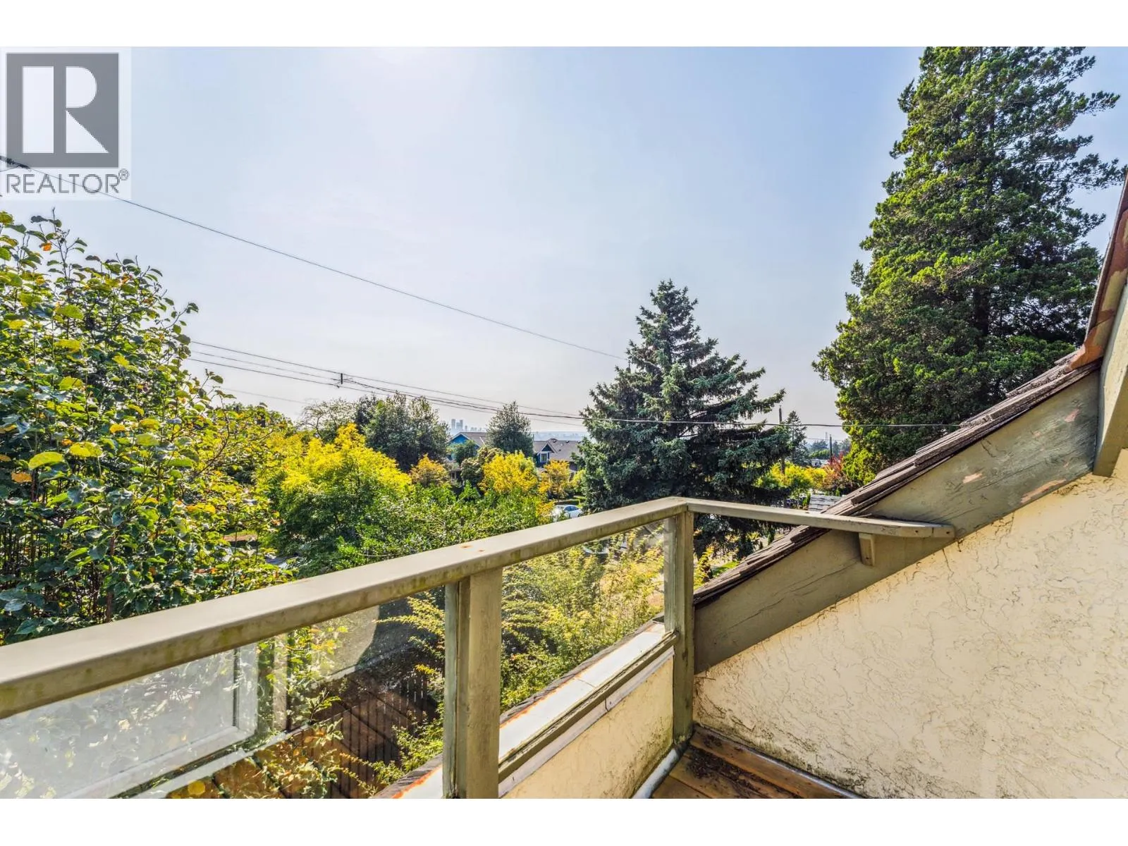 308 W 15TH STREET