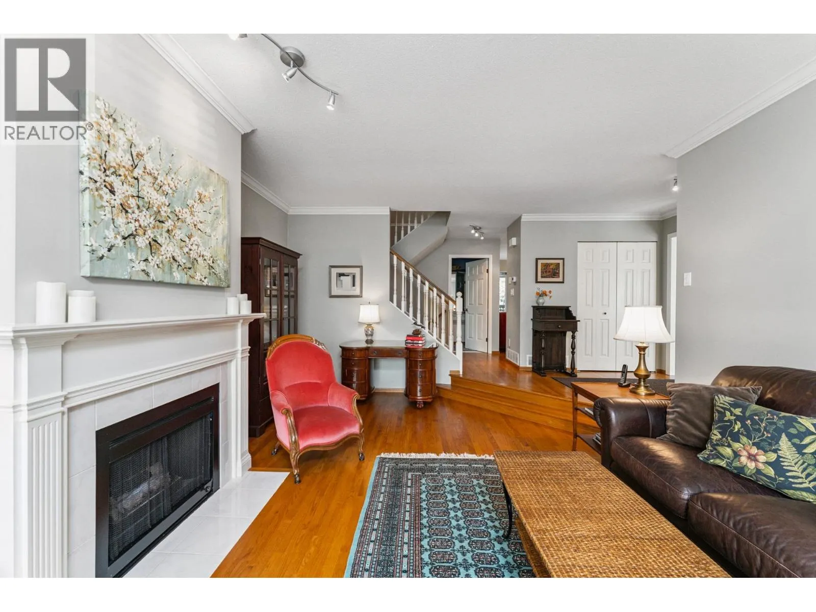 308 W 15TH STREET
