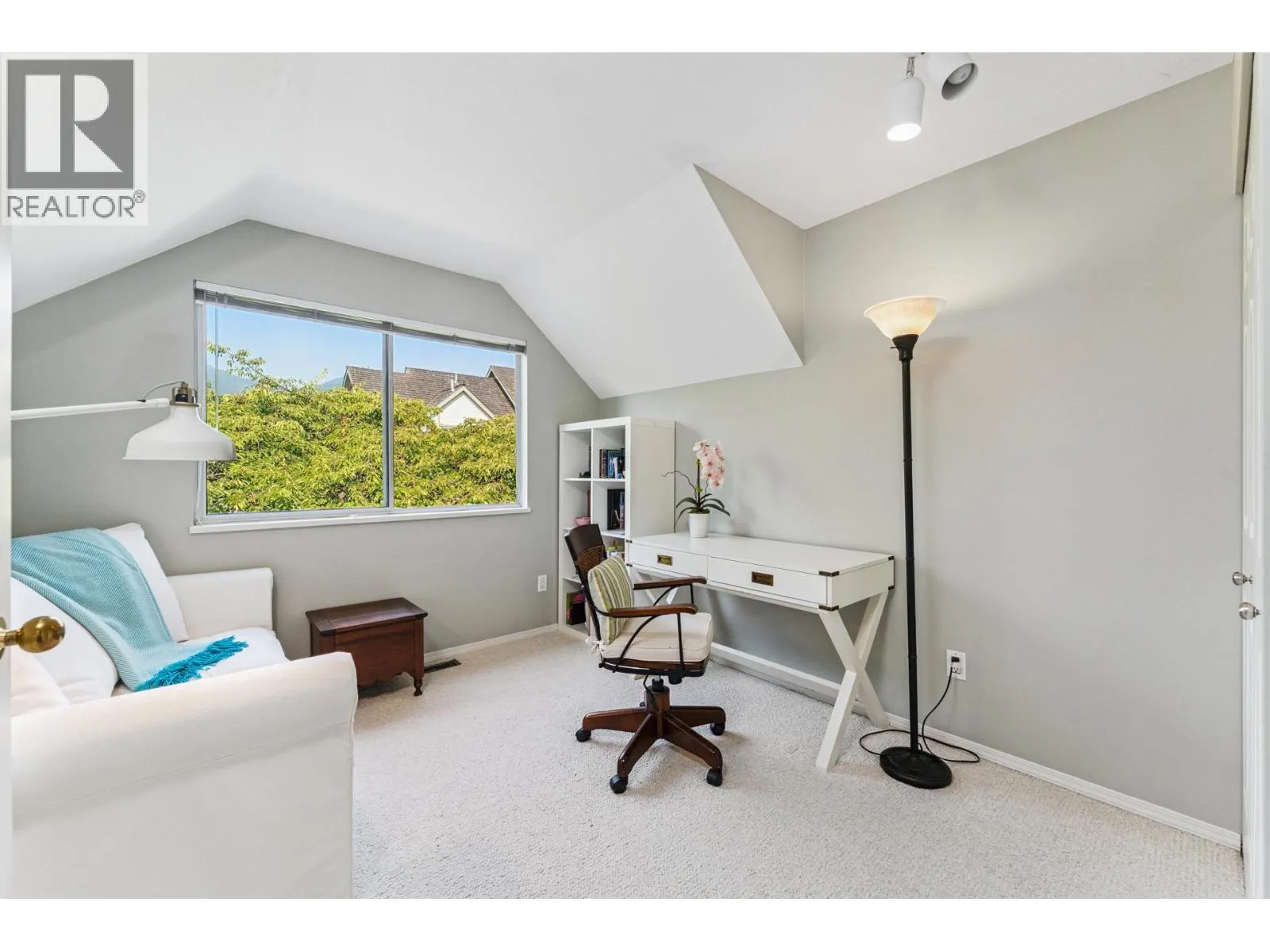 308 W 15TH STREET