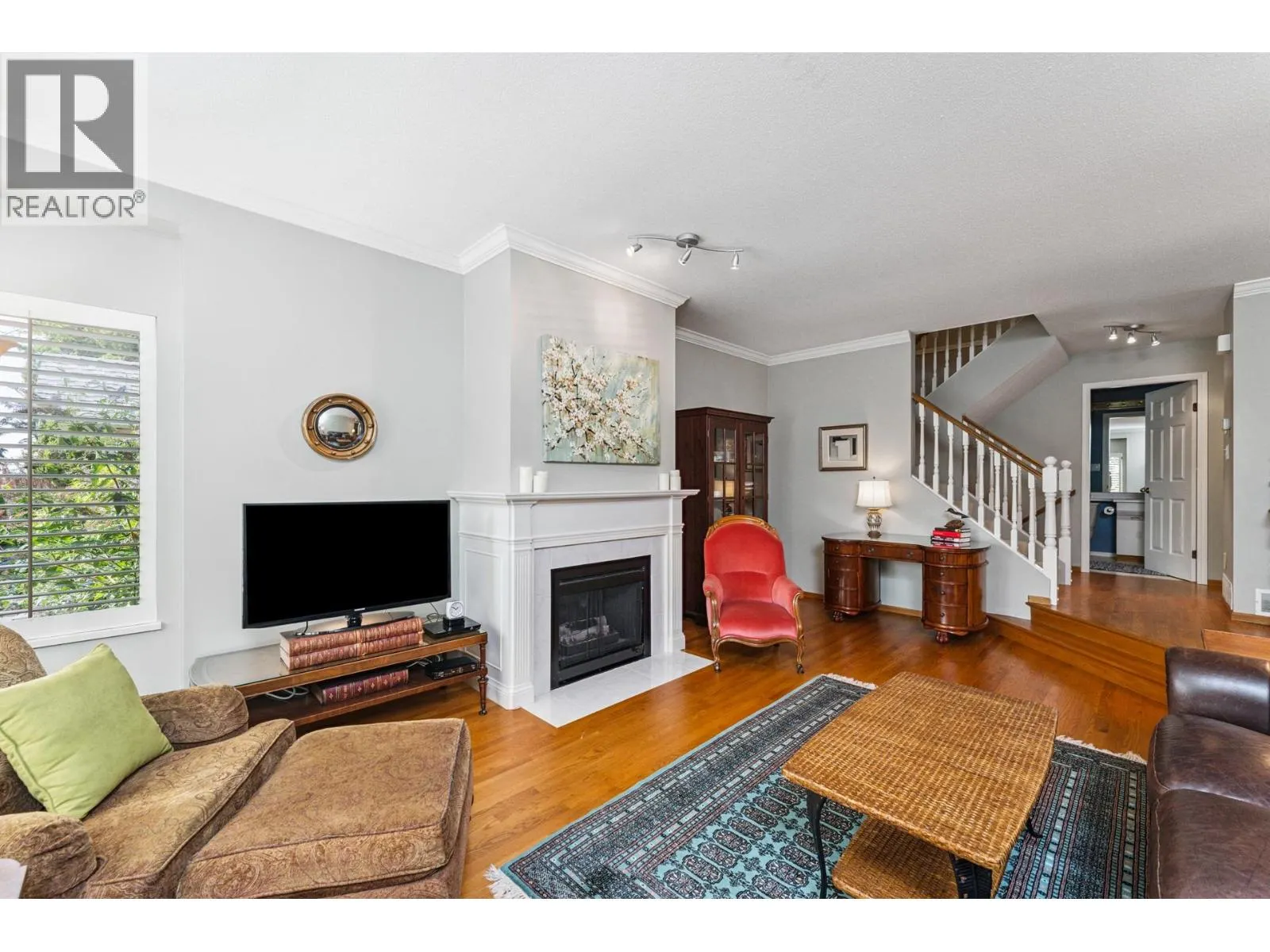 308 W 15TH STREET