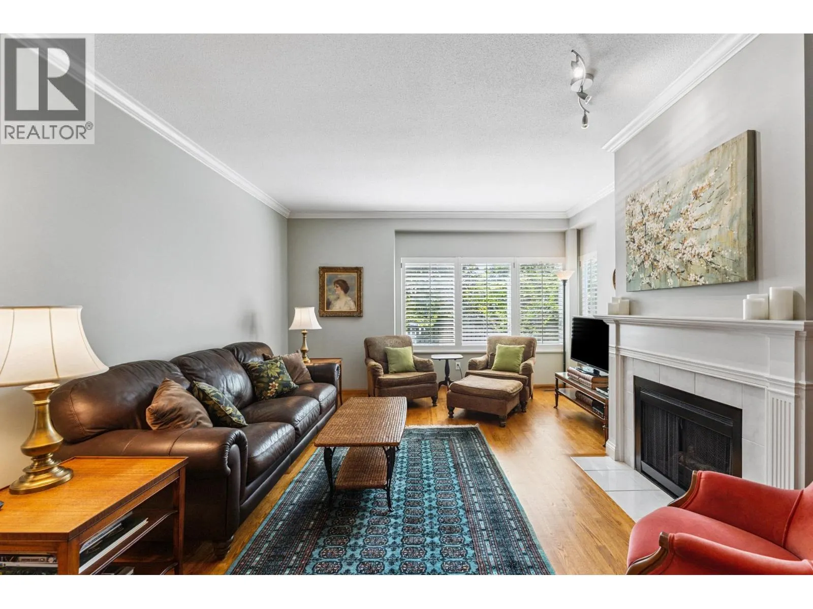 308 W 15TH STREET