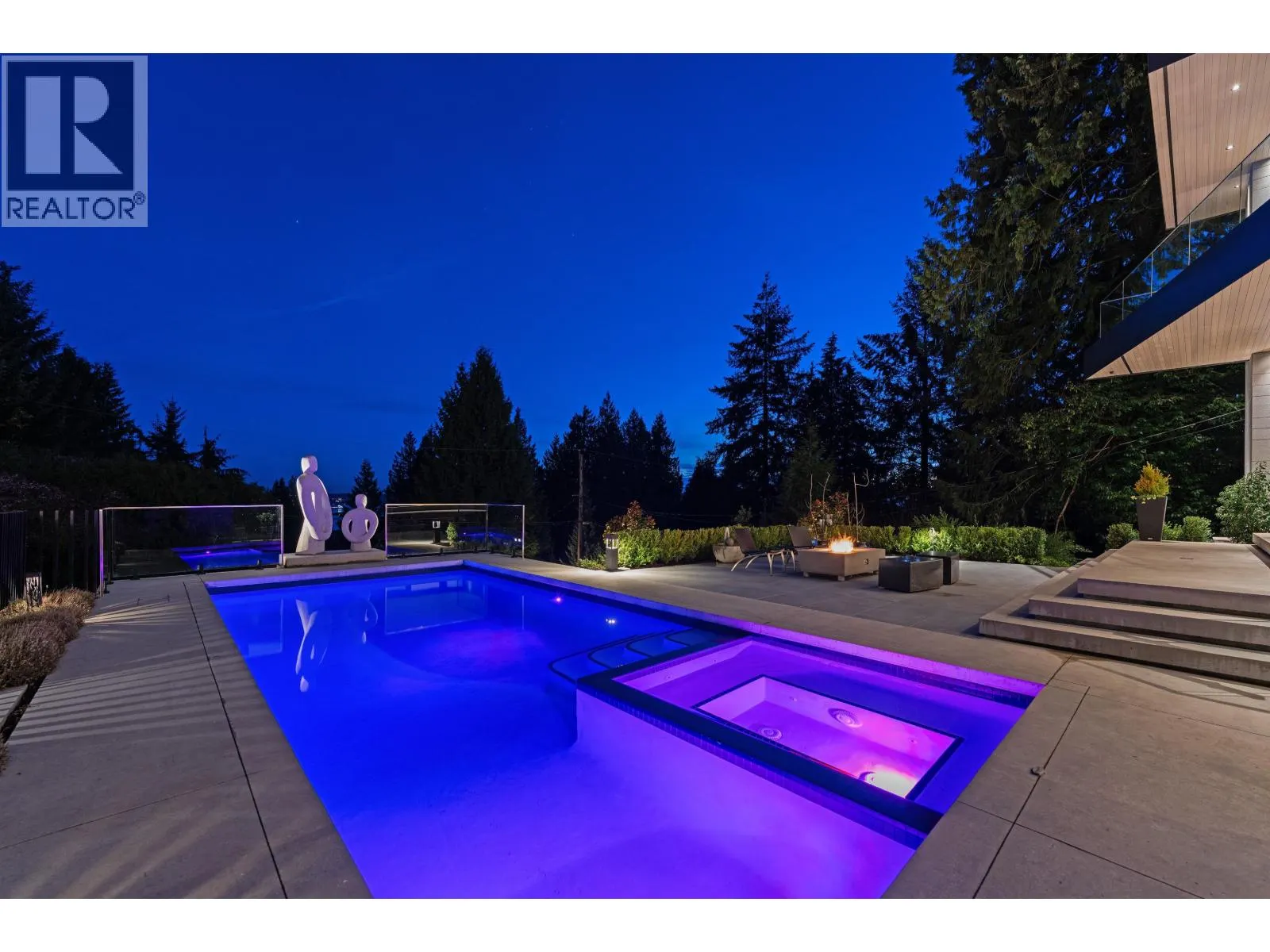 2965 ALTAMONT CRESCENT
