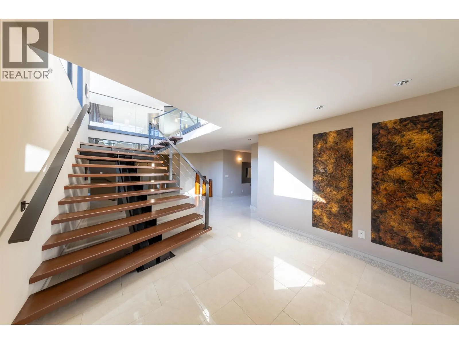 1109 HILLSIDE ROAD