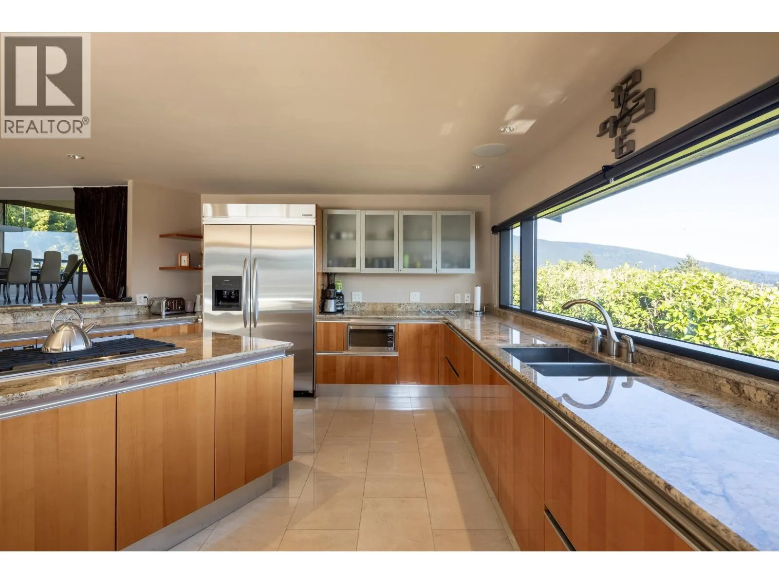 1109 HILLSIDE ROAD