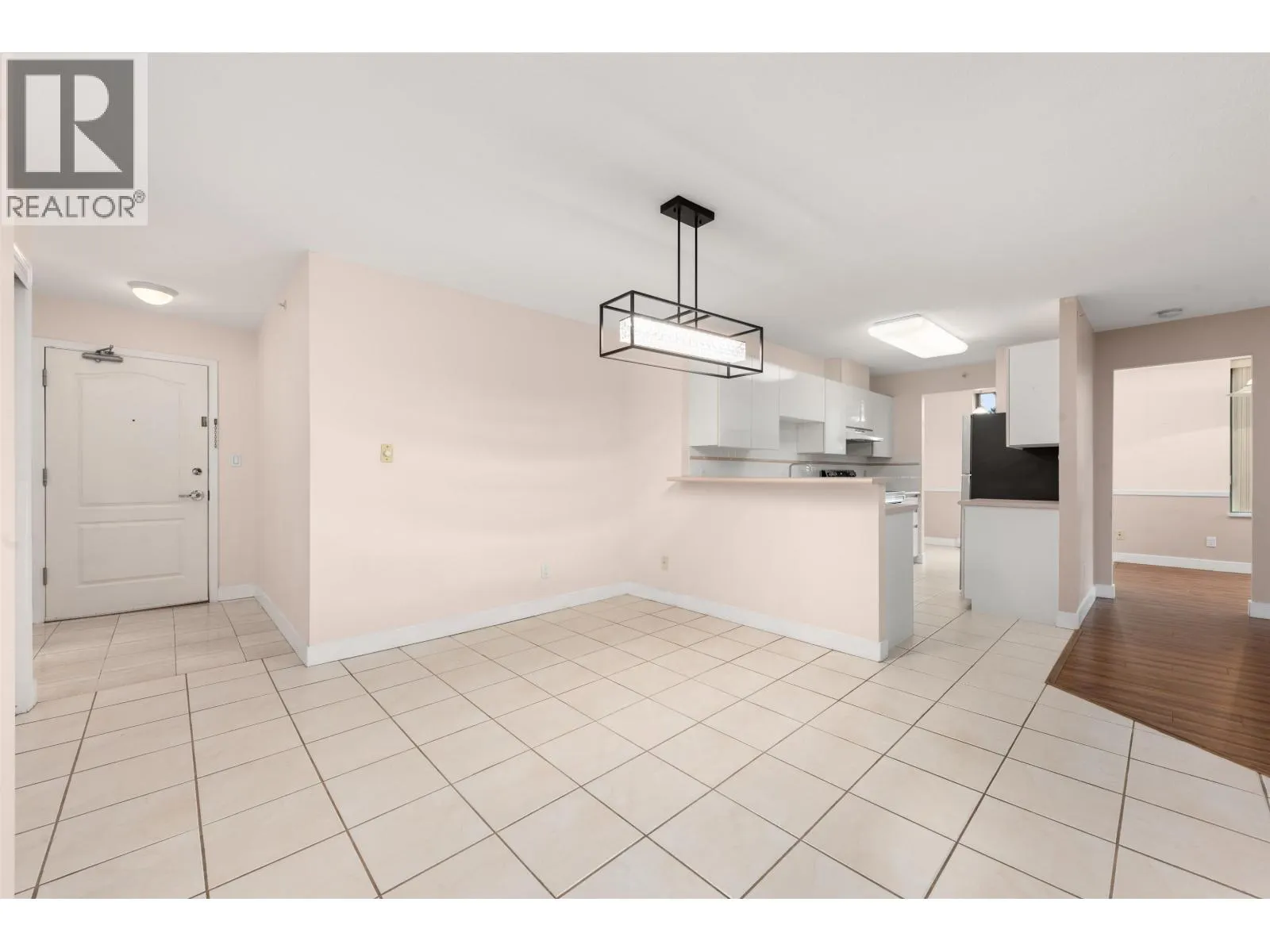 306 6622 SOUTHOAKS CRESCENT