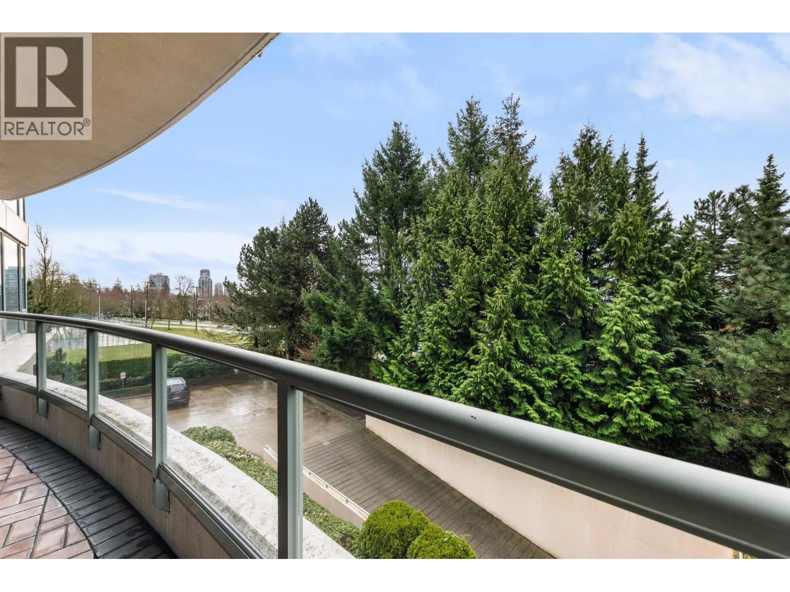 306 6622 SOUTHOAKS CRESCENT