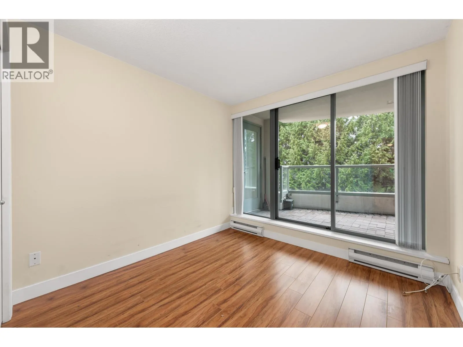 306 6622 SOUTHOAKS CRESCENT