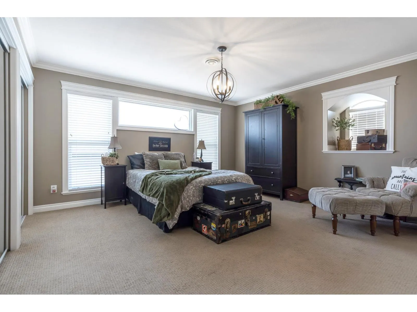 17 33925 ARAKI COURT