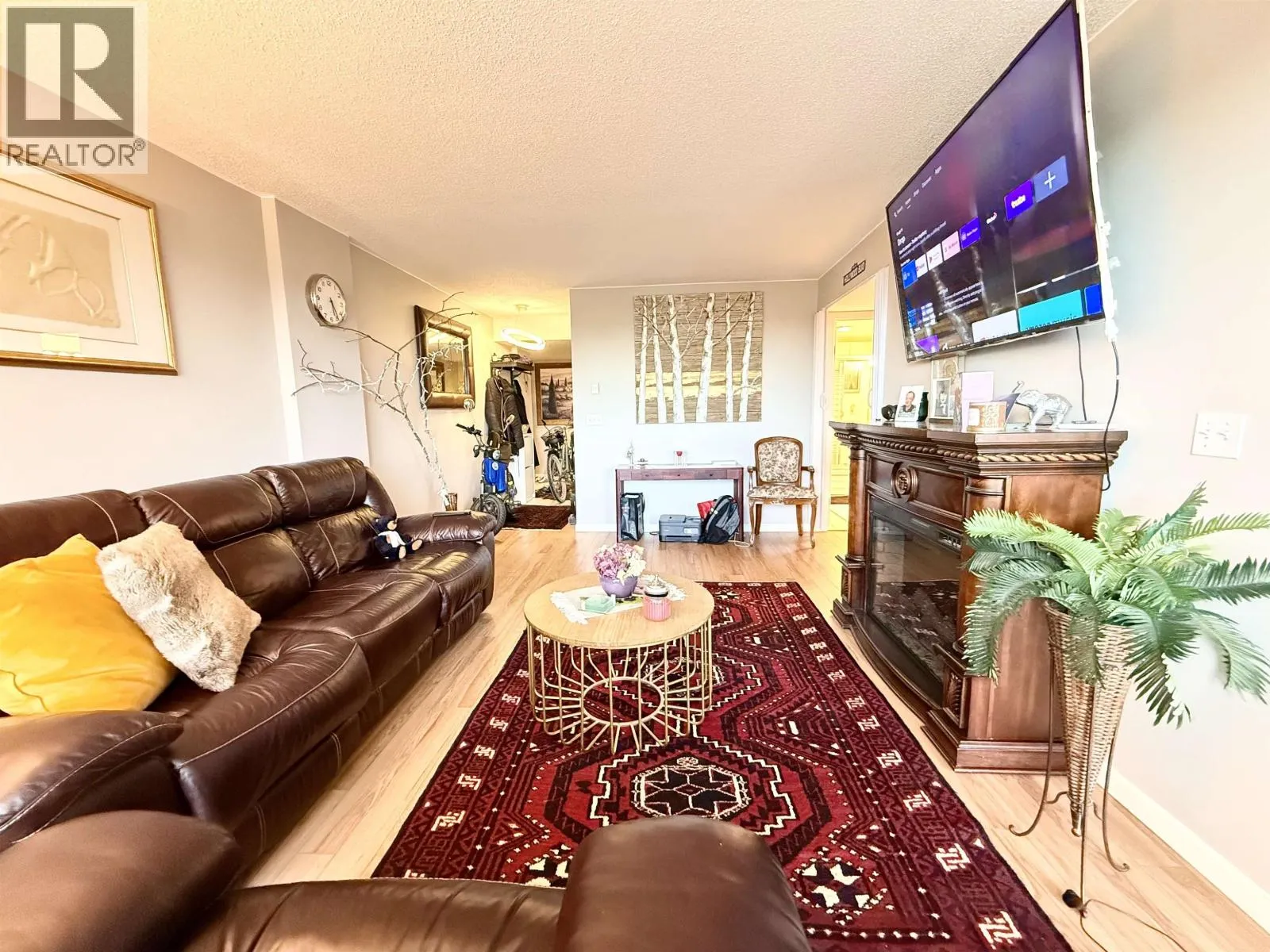 703 7040 GRANVILLE AVENUE