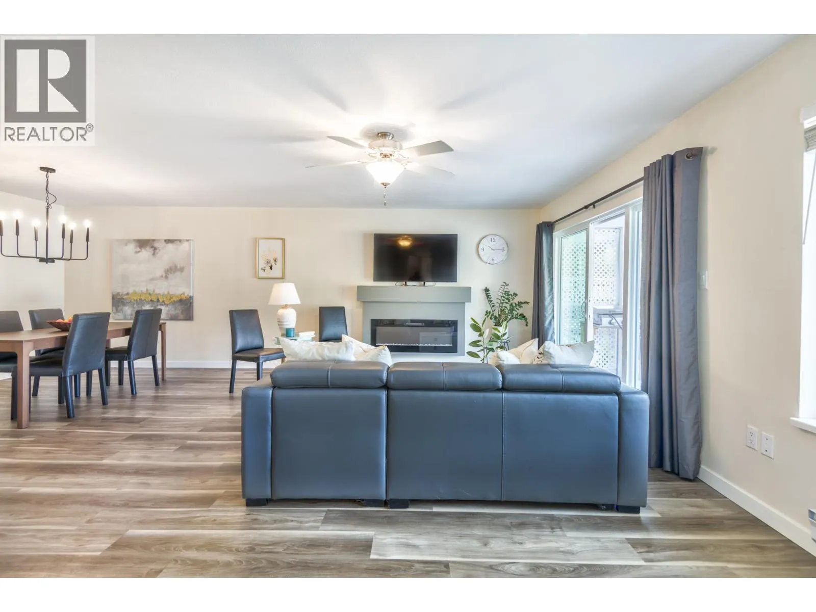 227 22555 116 AVENUE