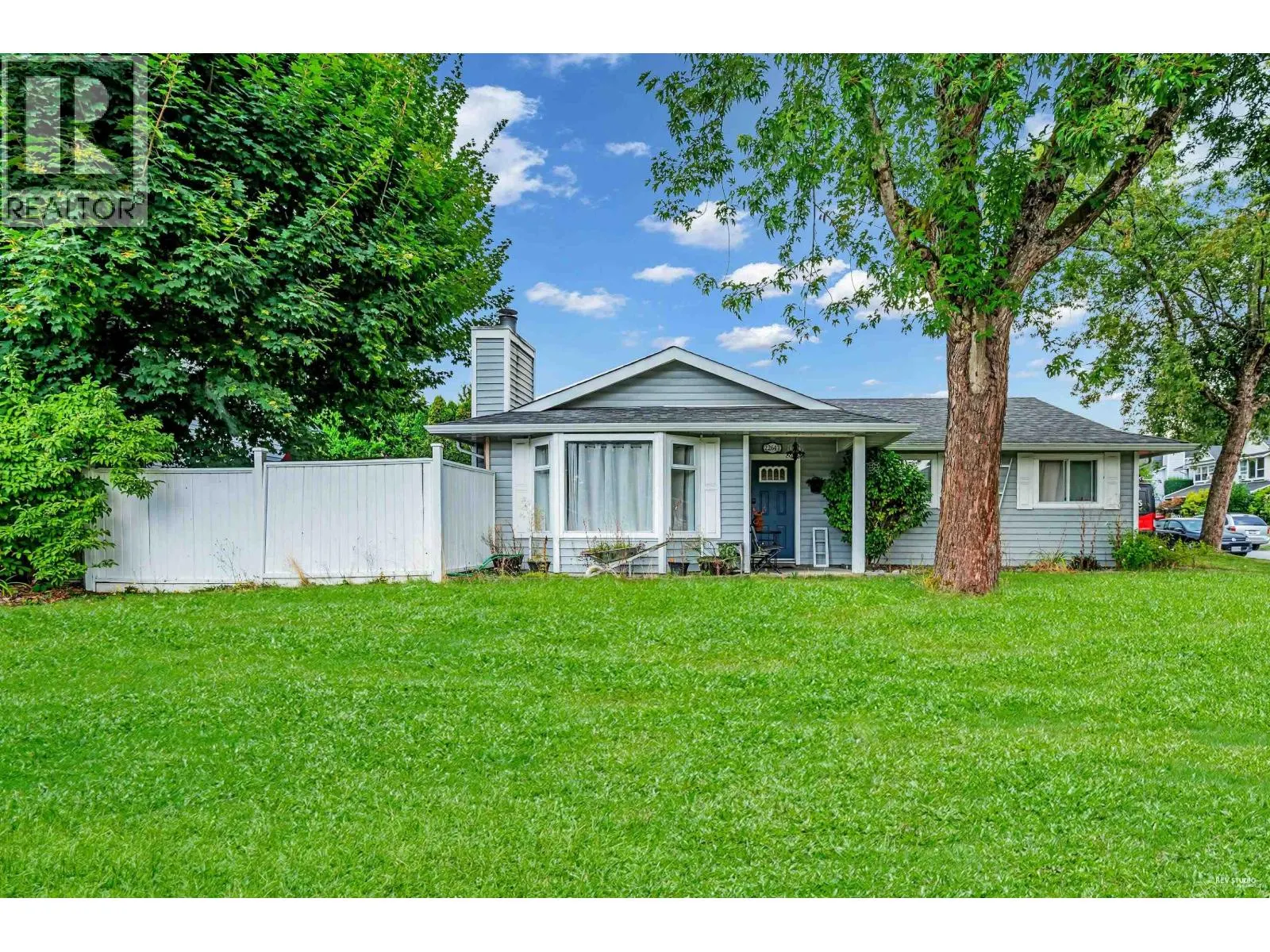 22641 KENDRICK LOOP